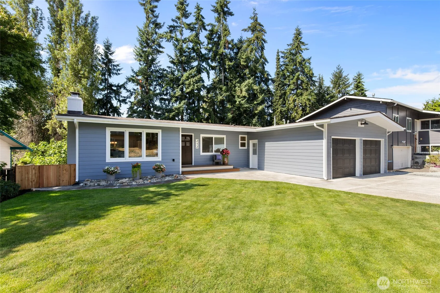 Property photo for 212 217th Place Sw, Bothell photo 2
