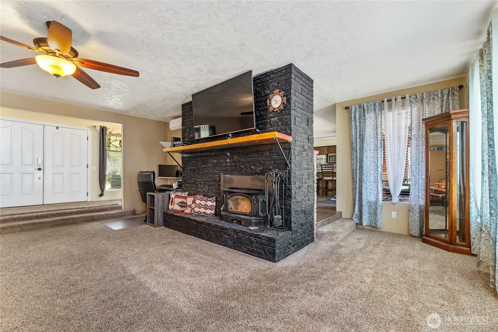 Property photo for 120 Electric Boulevard, Electric City photo 5