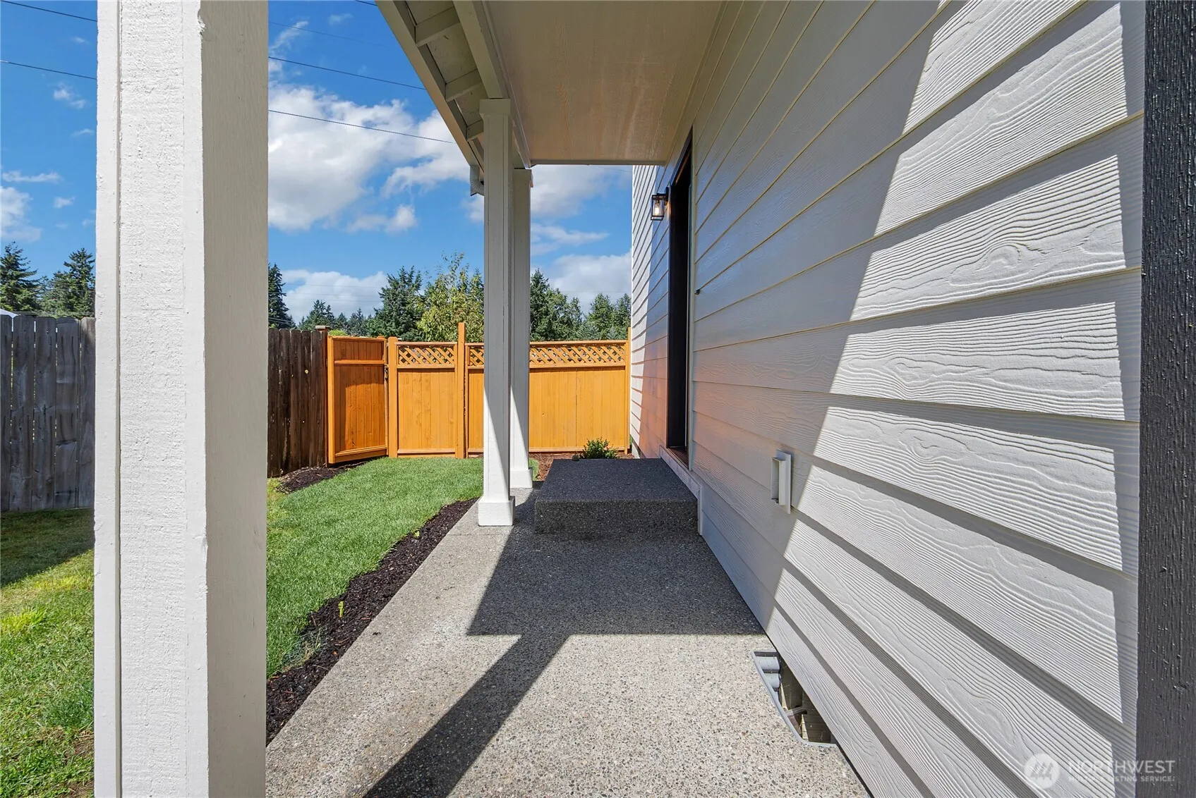Property photo for 6711 159th St E, Puyallup photo 2