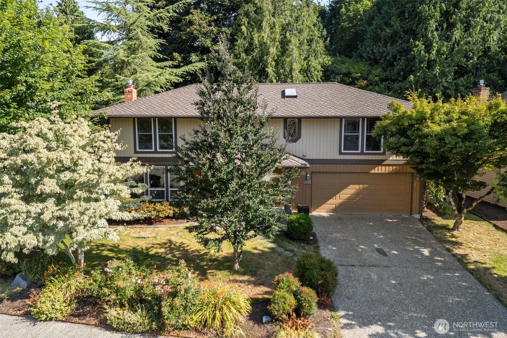 Property photo for 17516 Ne 138 Street, Redmond photo 2