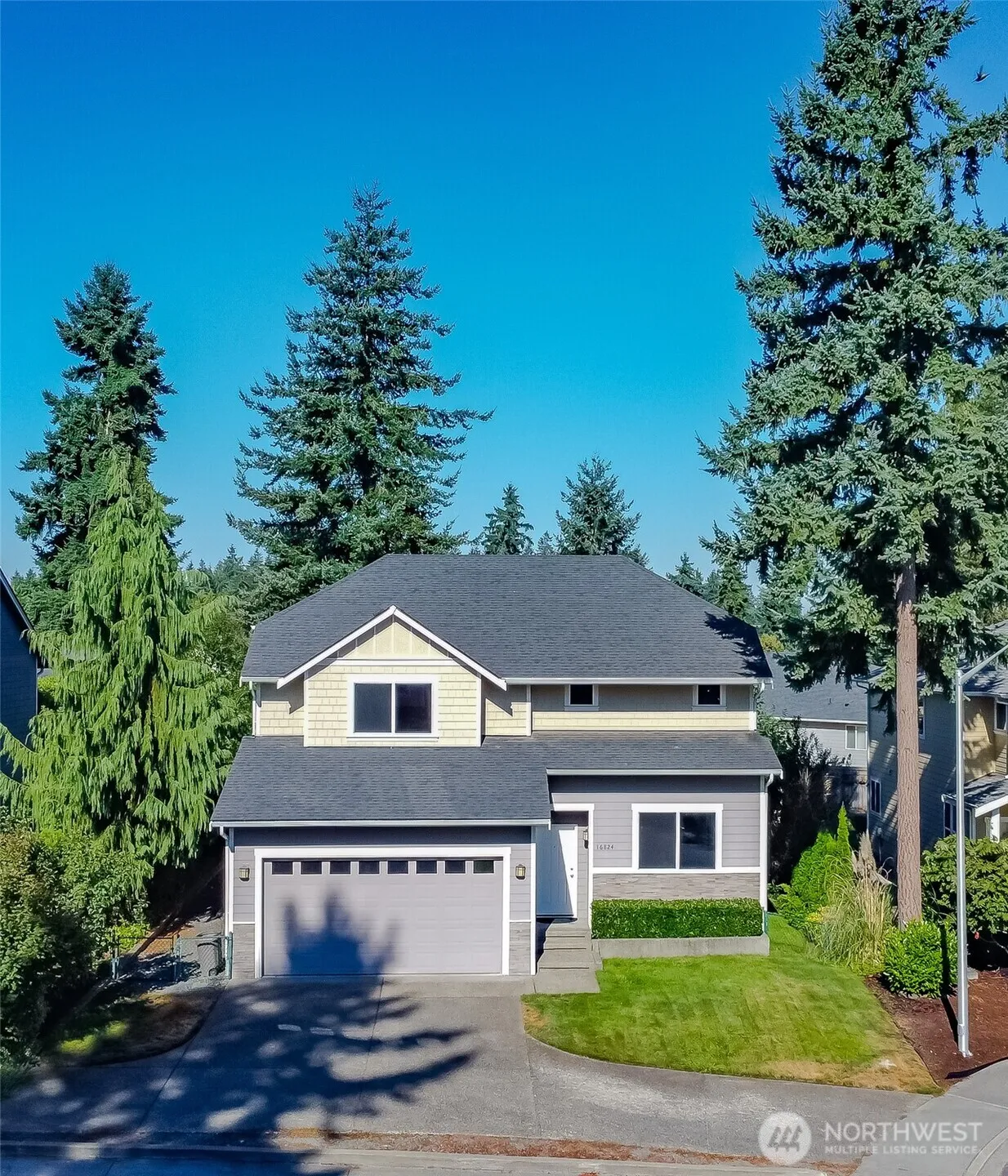 Property photo for 16824 34th Avenue E, Tacoma photo 2