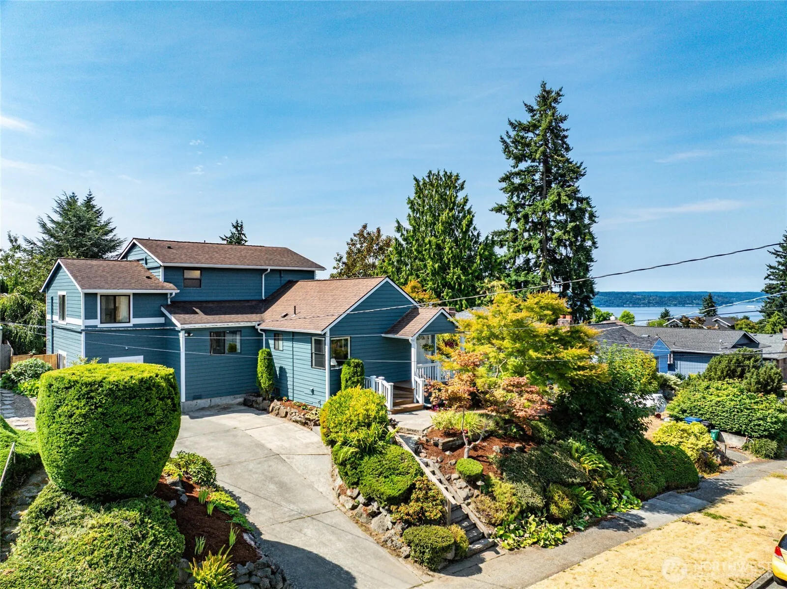 Property photo for 3939 Sw Rose Street, Seattle