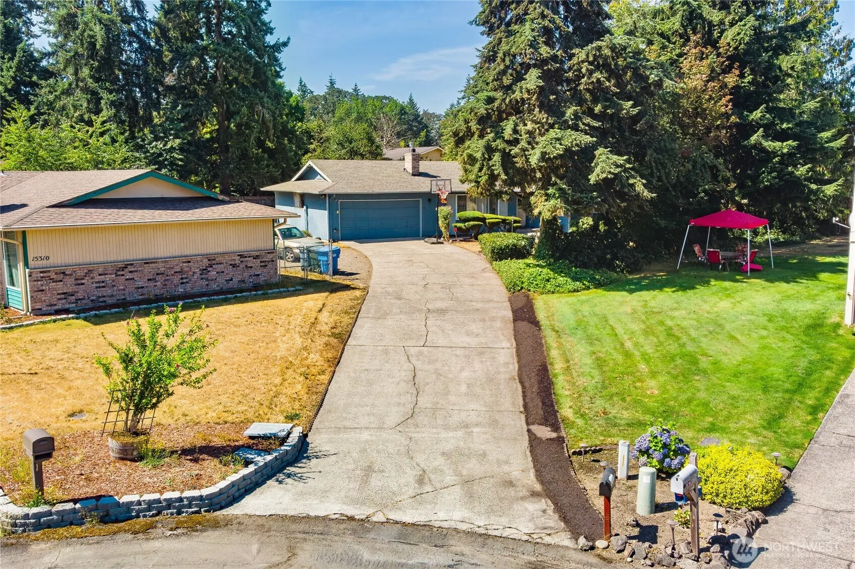 Property photo for 15306 18th Avenue Ct E, Tacoma photo 2