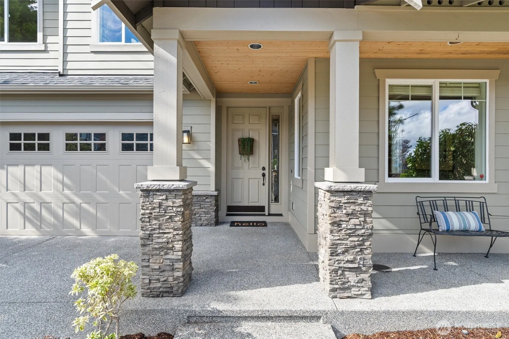 Property photo for 13630 Ne 133rd Street, Kirkland photo 4