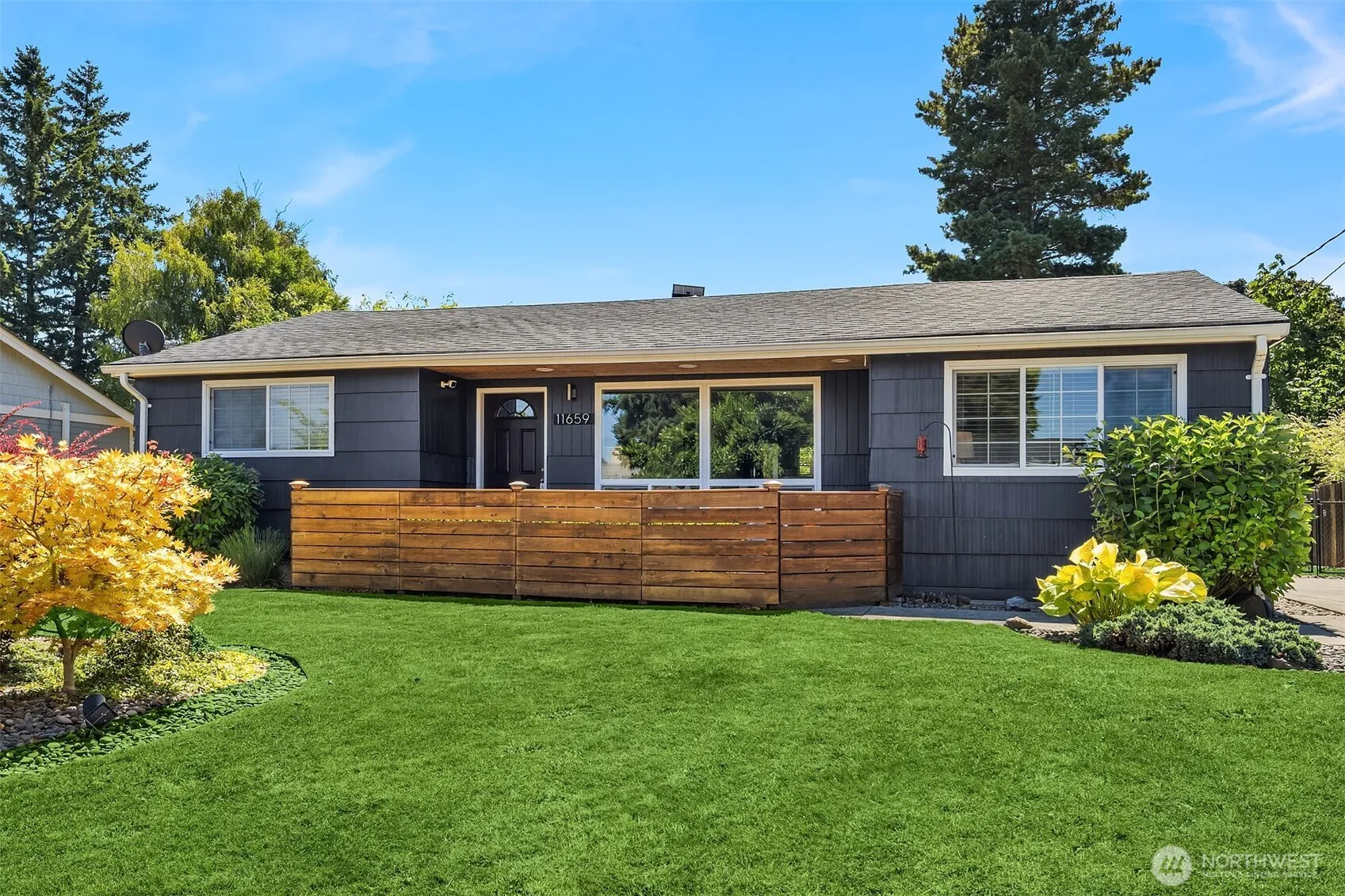 Property photo for 11659 Se 163rd Street, Renton photo 2