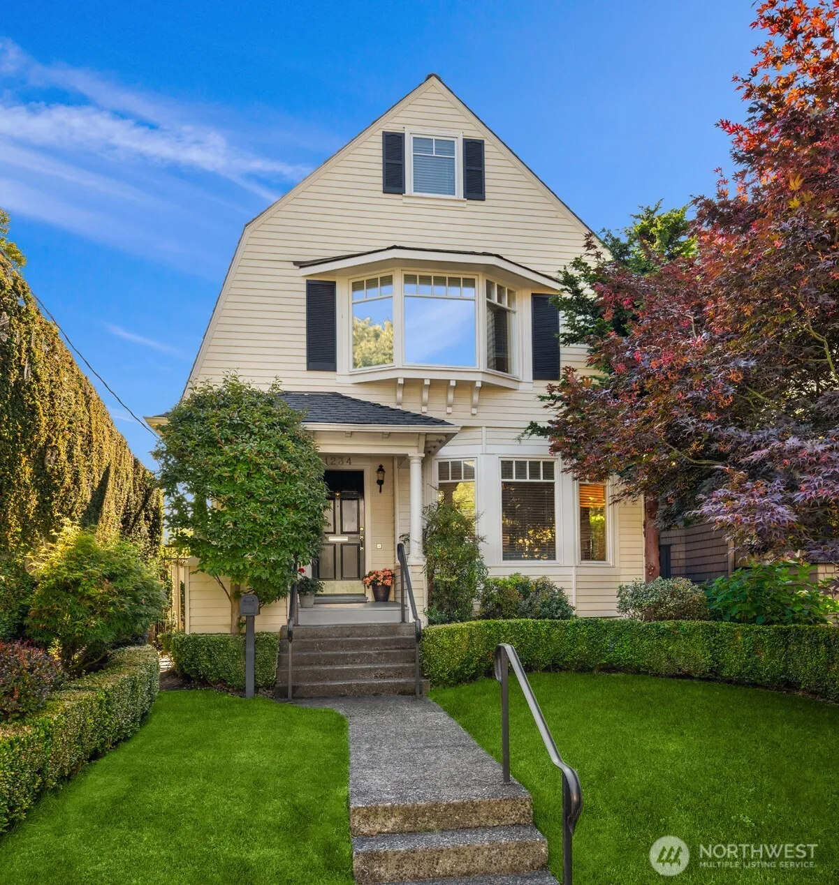 Property photo for 1234 2nd Avenue N, Seattle