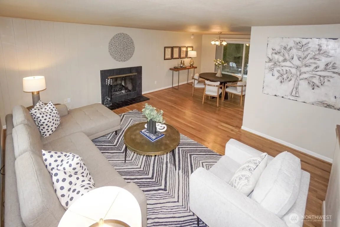 Property photo for 15934 Lake Hills Boulevard, Bellevue photo 5