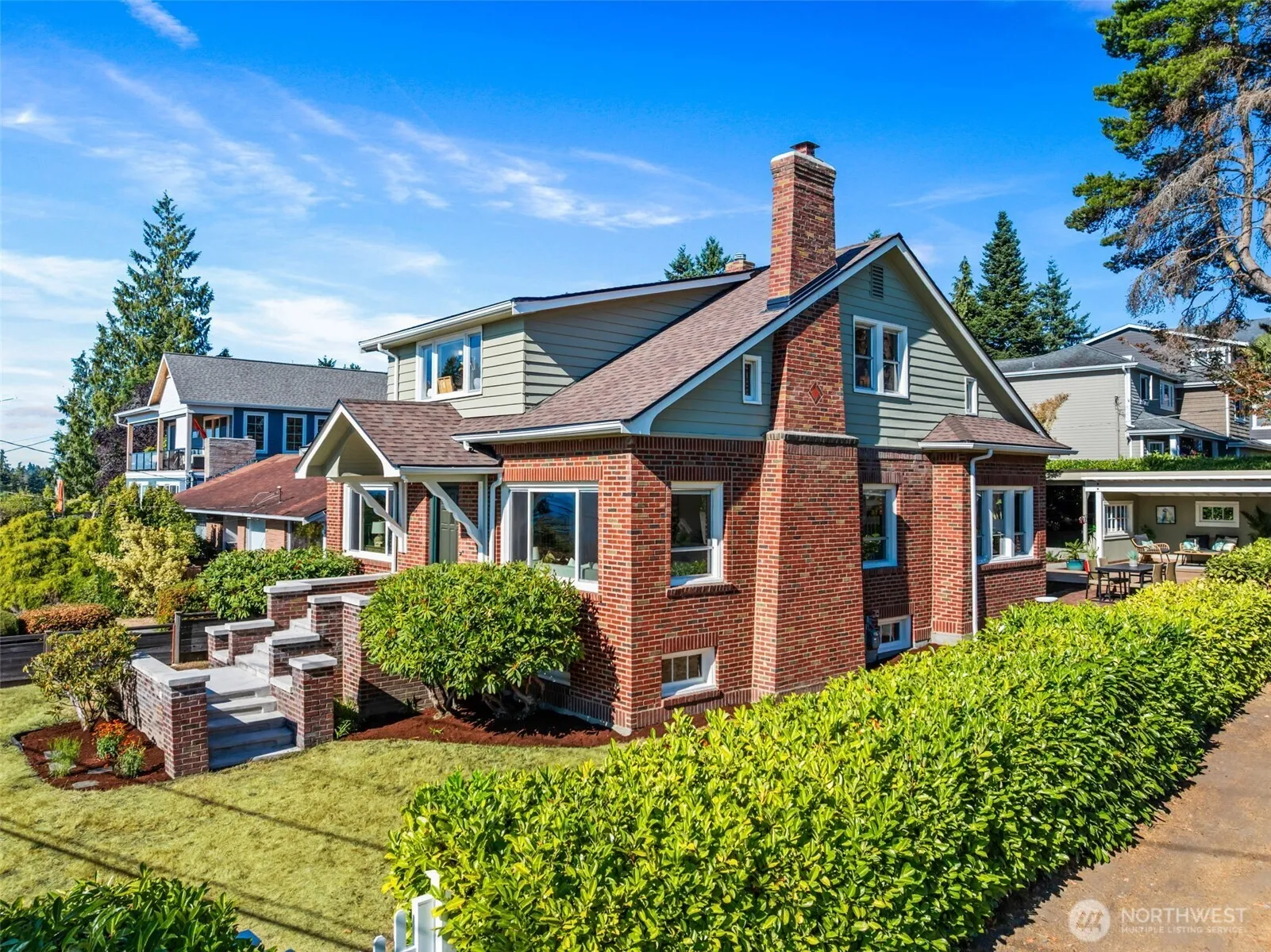 Property photo for 10026 Marine View Drive Sw, Seattle