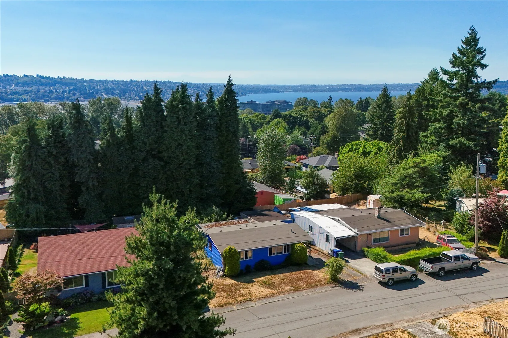 Property photo for 2190 Ne 9th Place, Renton photo 5