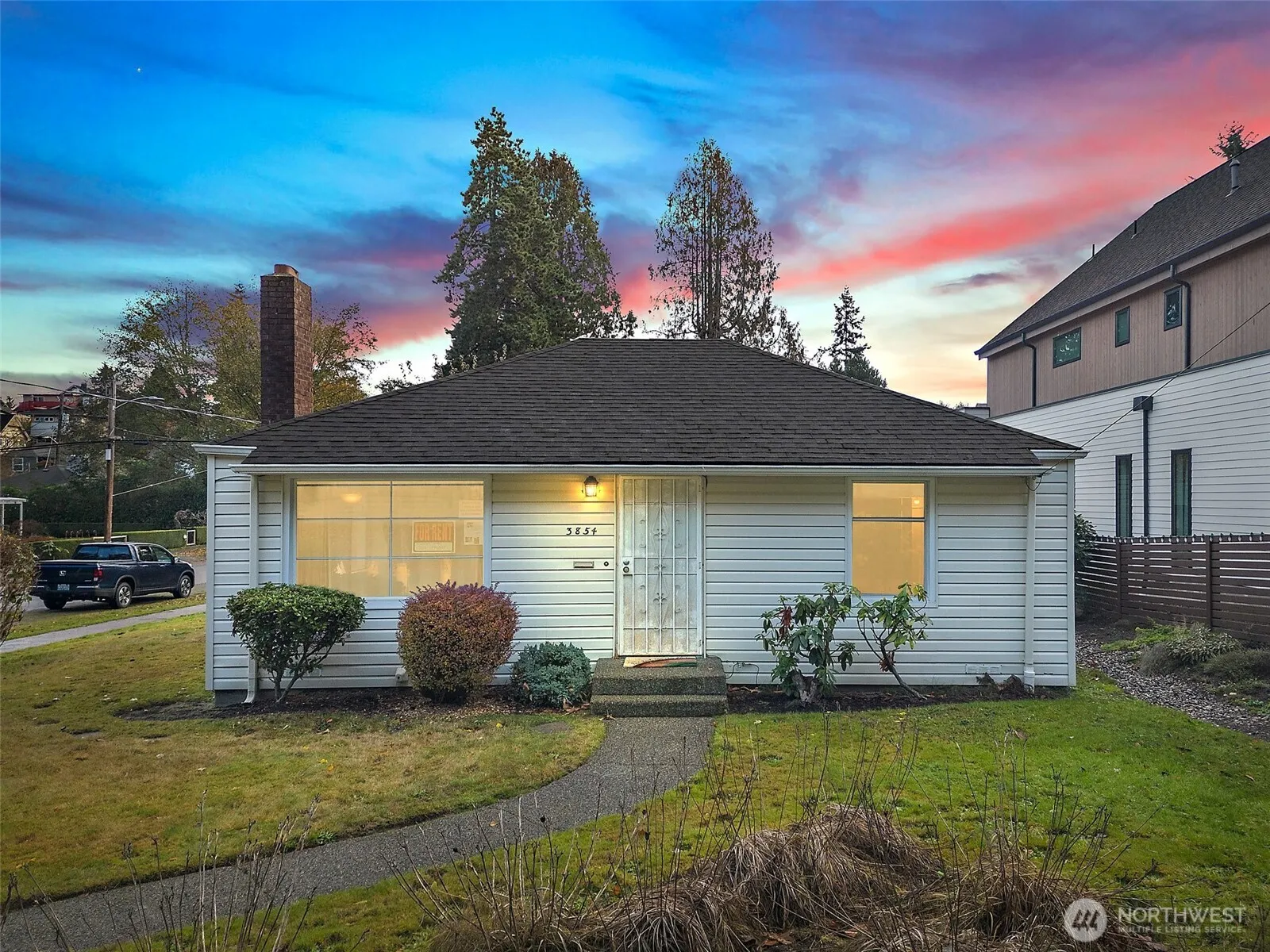 Property photo for 3854 36th Avenue W, Seattle photo 3