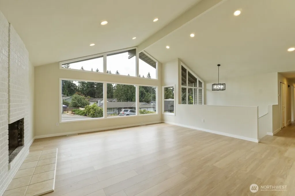 Property photo for 15526 Se 169th Street, Renton photo 3
