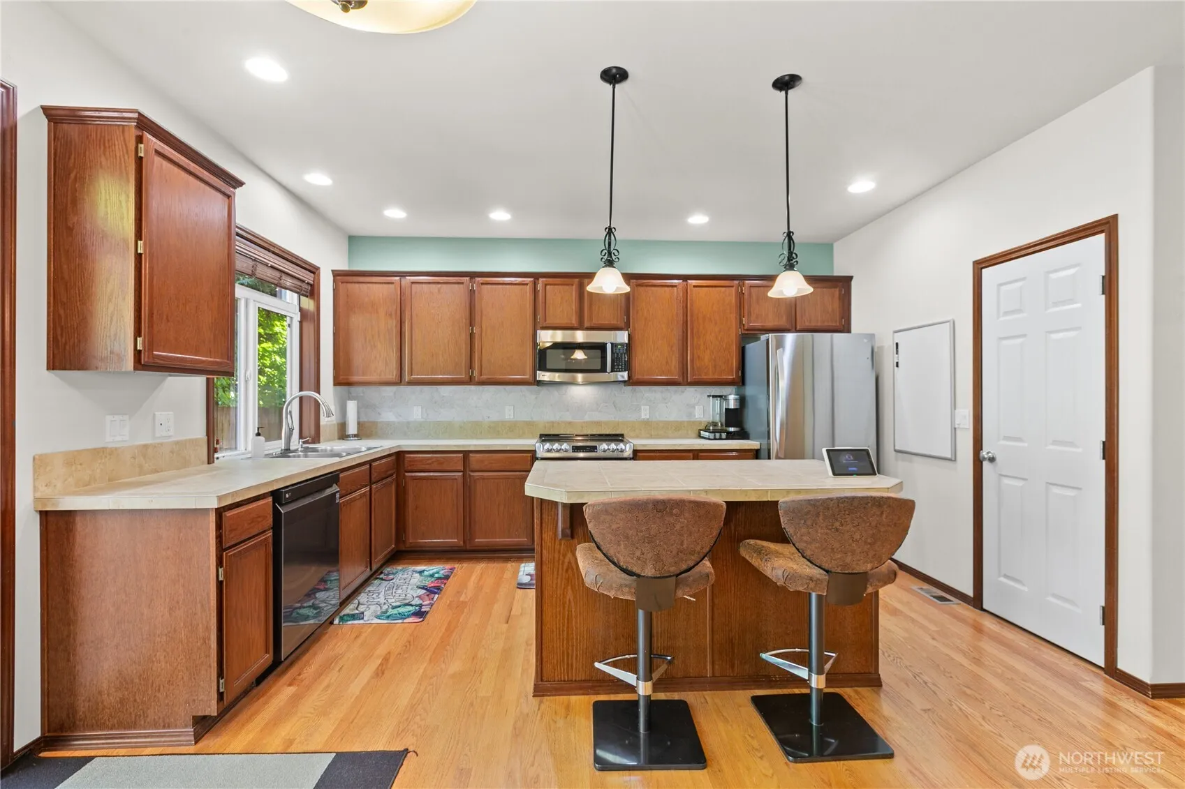 Property photo for 2529 131st Street Se #6, Everett photo 5