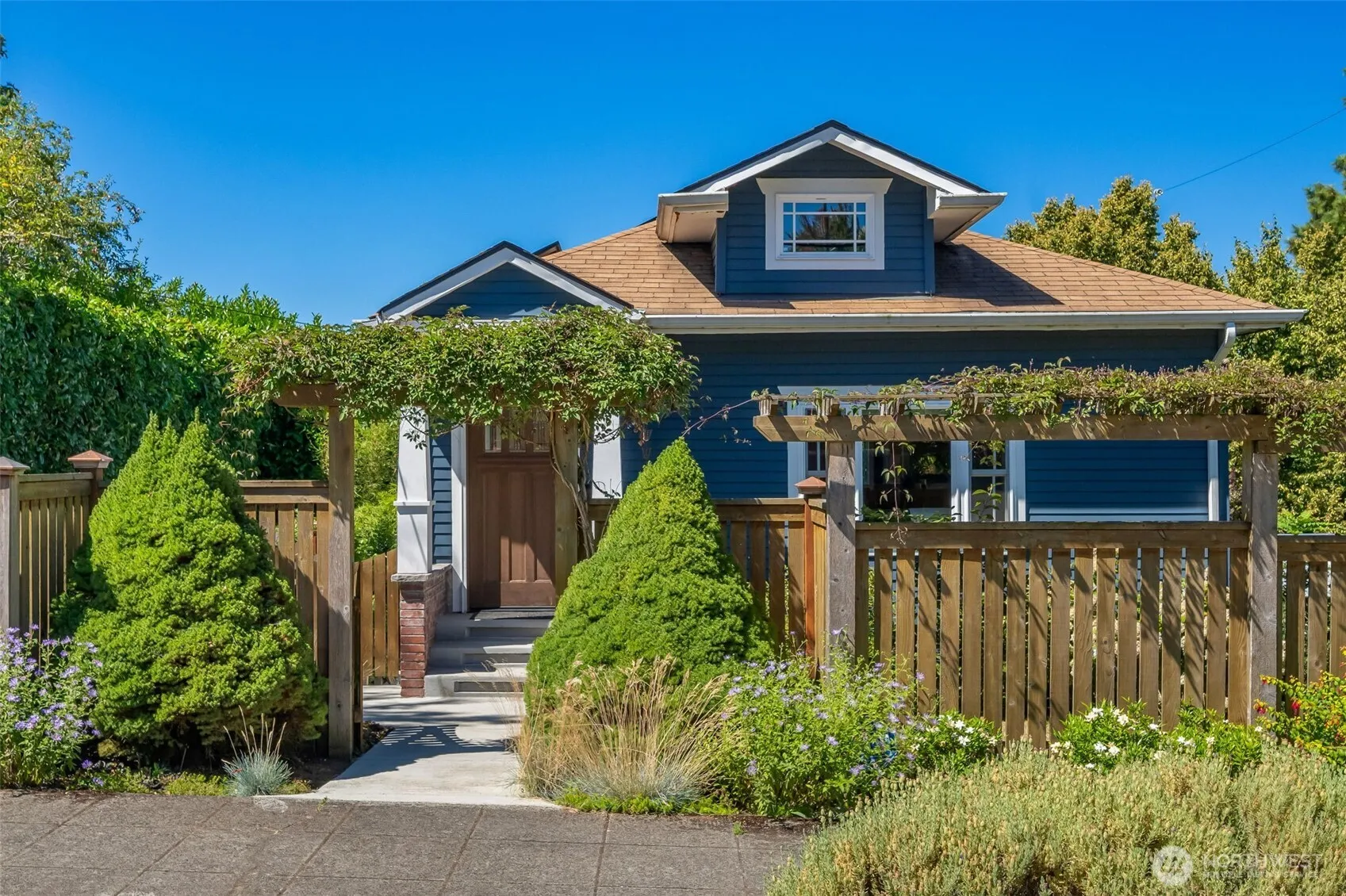 Property photo for 5129 2nd Avenue Nw, Seattle