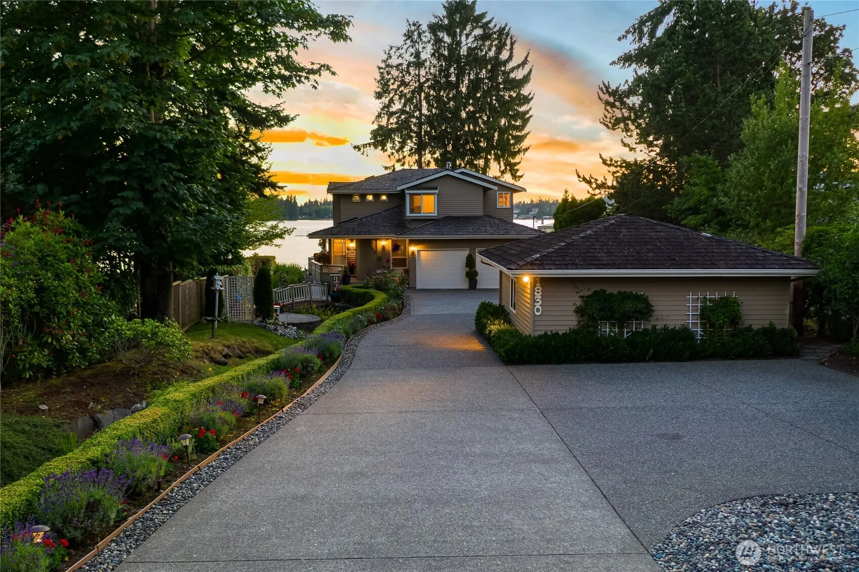 Property photo for 1830 Northshore Drive, Bellingham photo 2