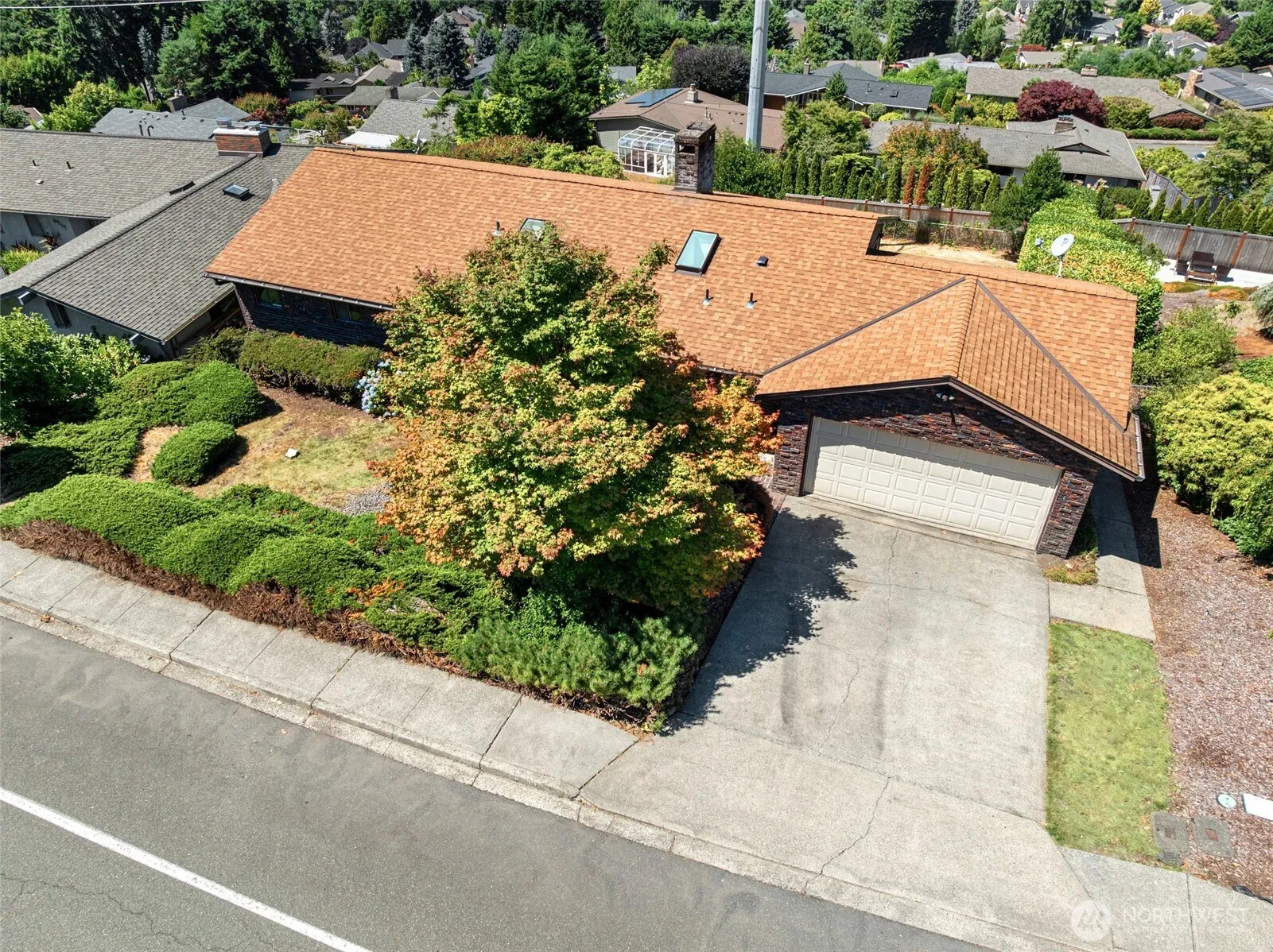 Property photo for 4709 Somerset Drive Se, Bellevue