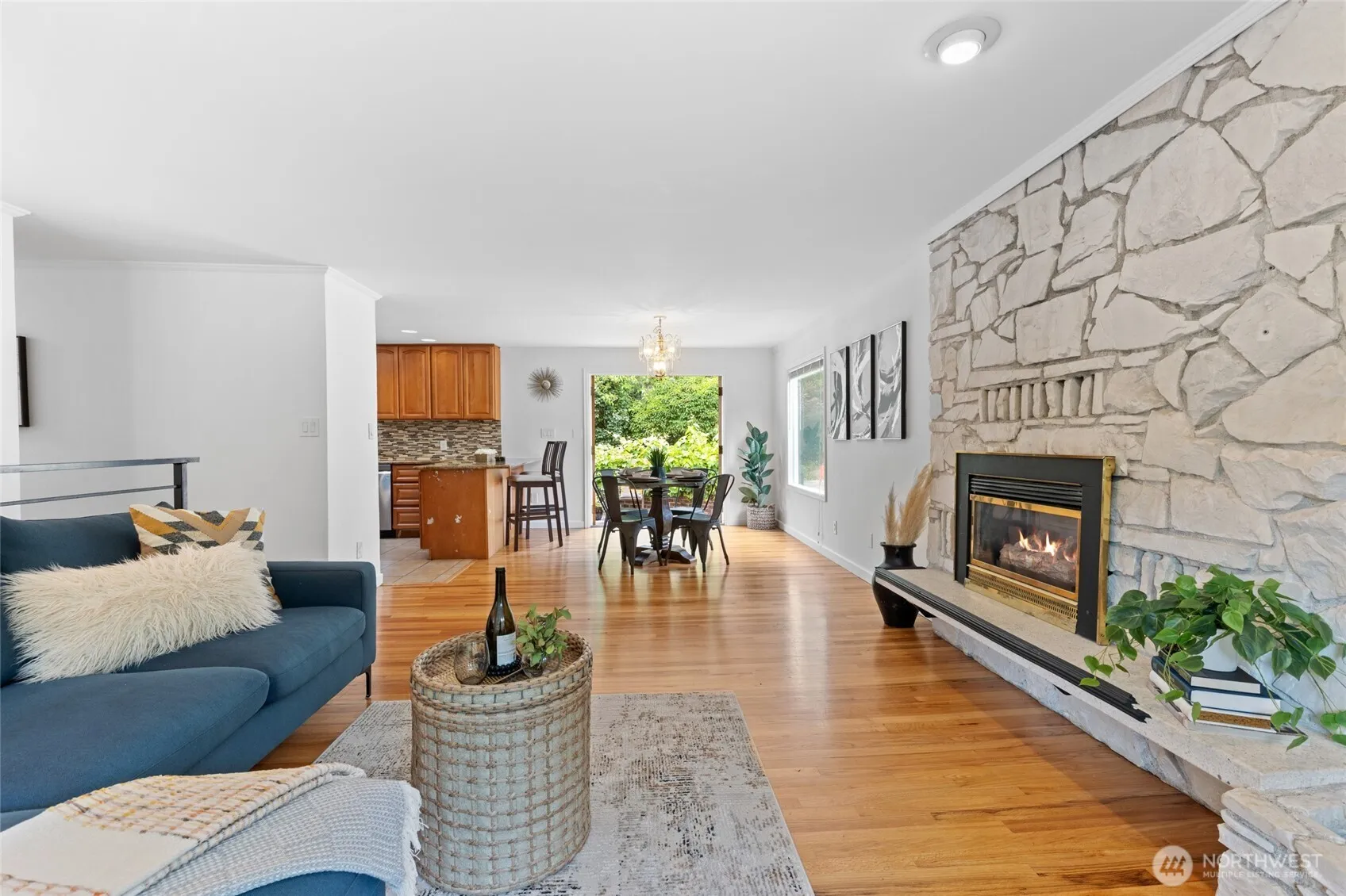 Property photo for 10438 Ne 116th Street, Kirkland photo 5