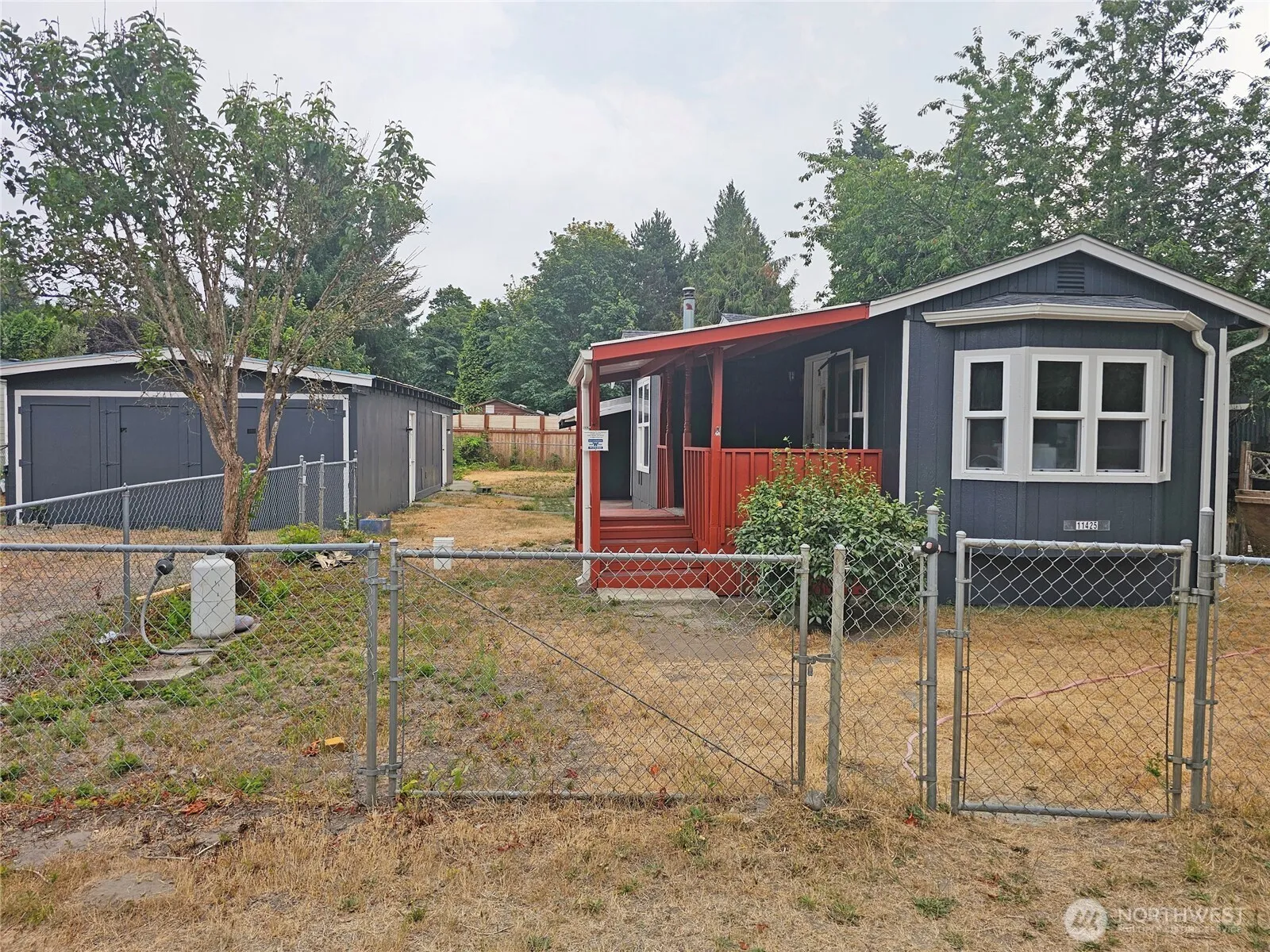 Property photo for 11425 Gardner Court Se, Olympia photo 3