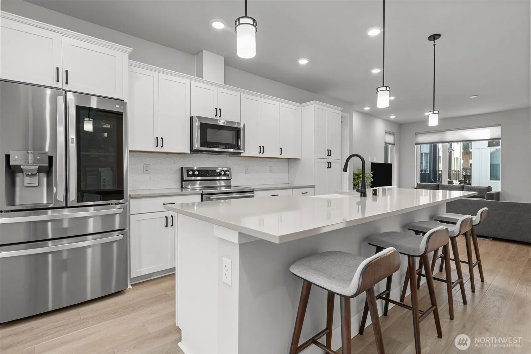 Property photo for 13343 Greenwood Avenue N #d, Seattle photo 3