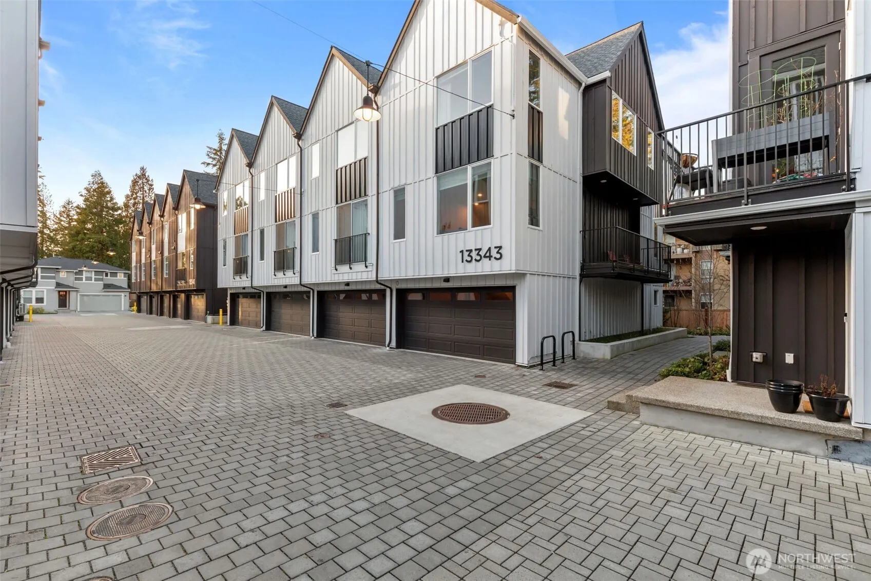 Property photo for 13343 Greenwood Avenue N #d, Seattle