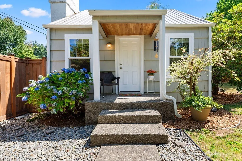 Property photo for 1814 Boulevard Road Se, Olympia