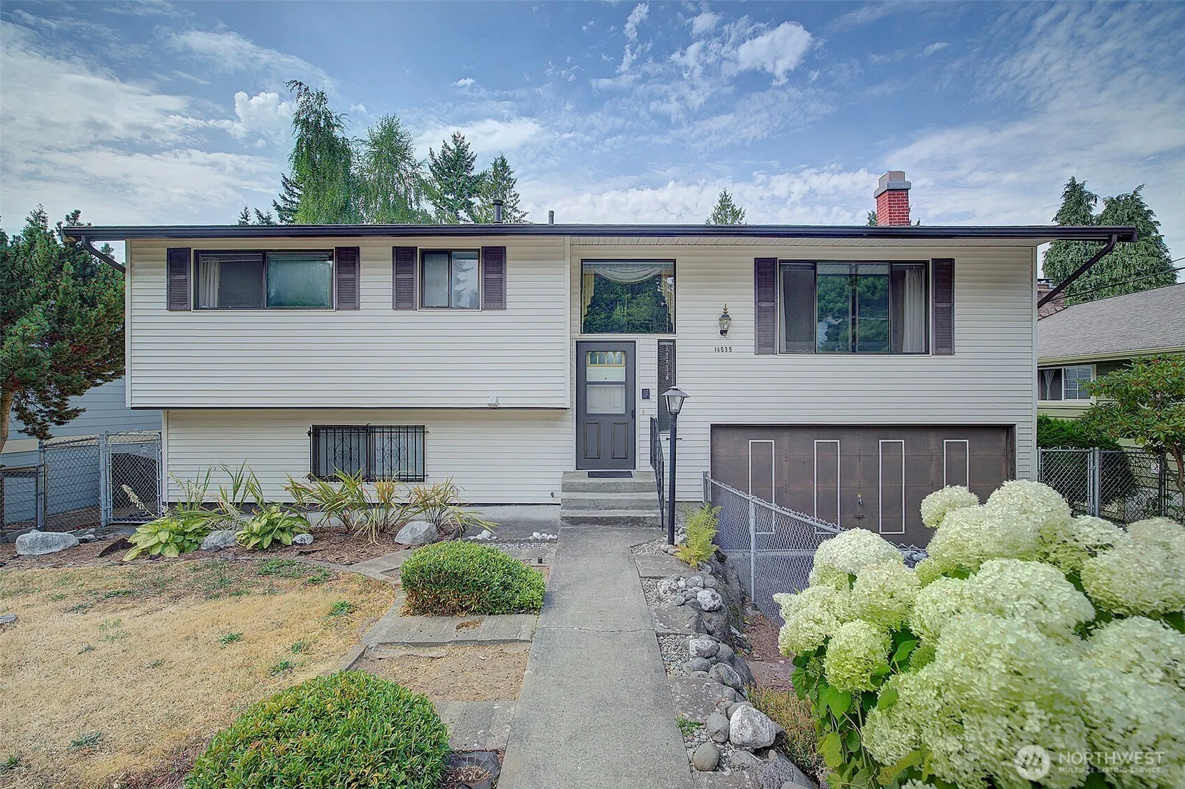 Property photo for 14039 36th Avenue Ne, Seattle