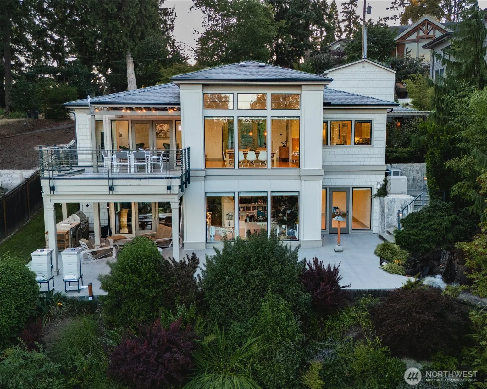 Property photo for 8323 Ne 110th Place, Kirkland