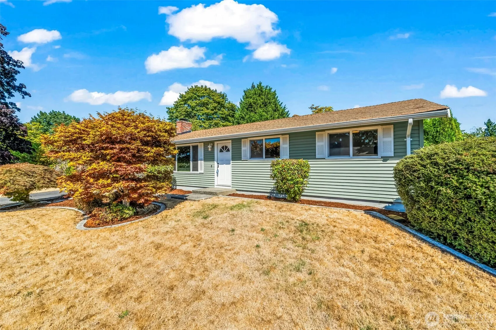 Property photo for 919 N Winnifred Street, Tacoma photo 5