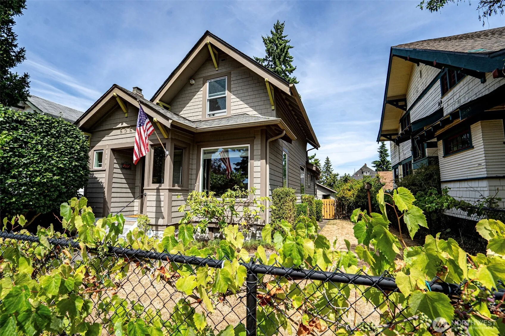 Property photo for 505 S 35th Street, Tacoma photo 2