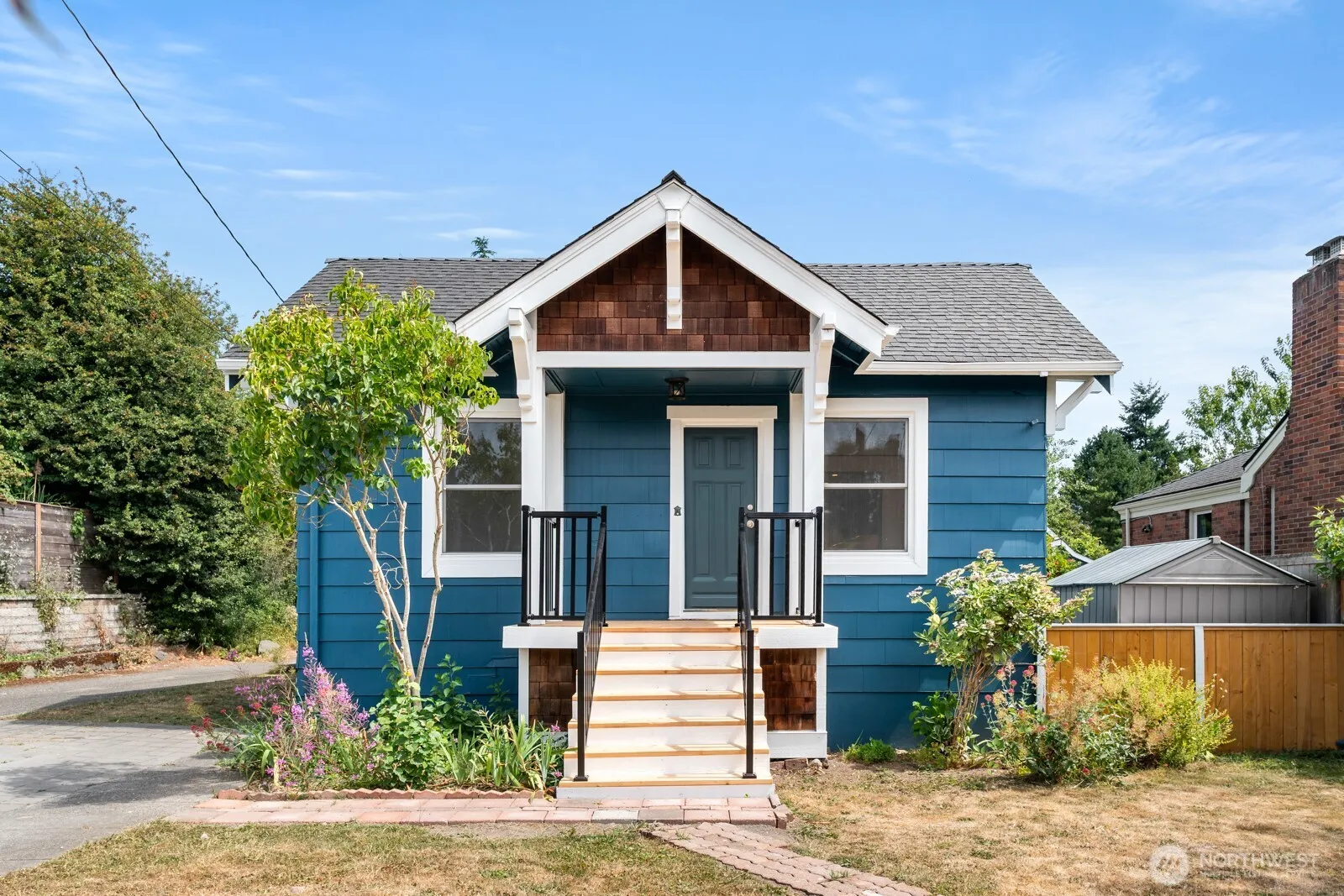 Property photo for 7746 13th Avenue Nw, Seattle photo 2