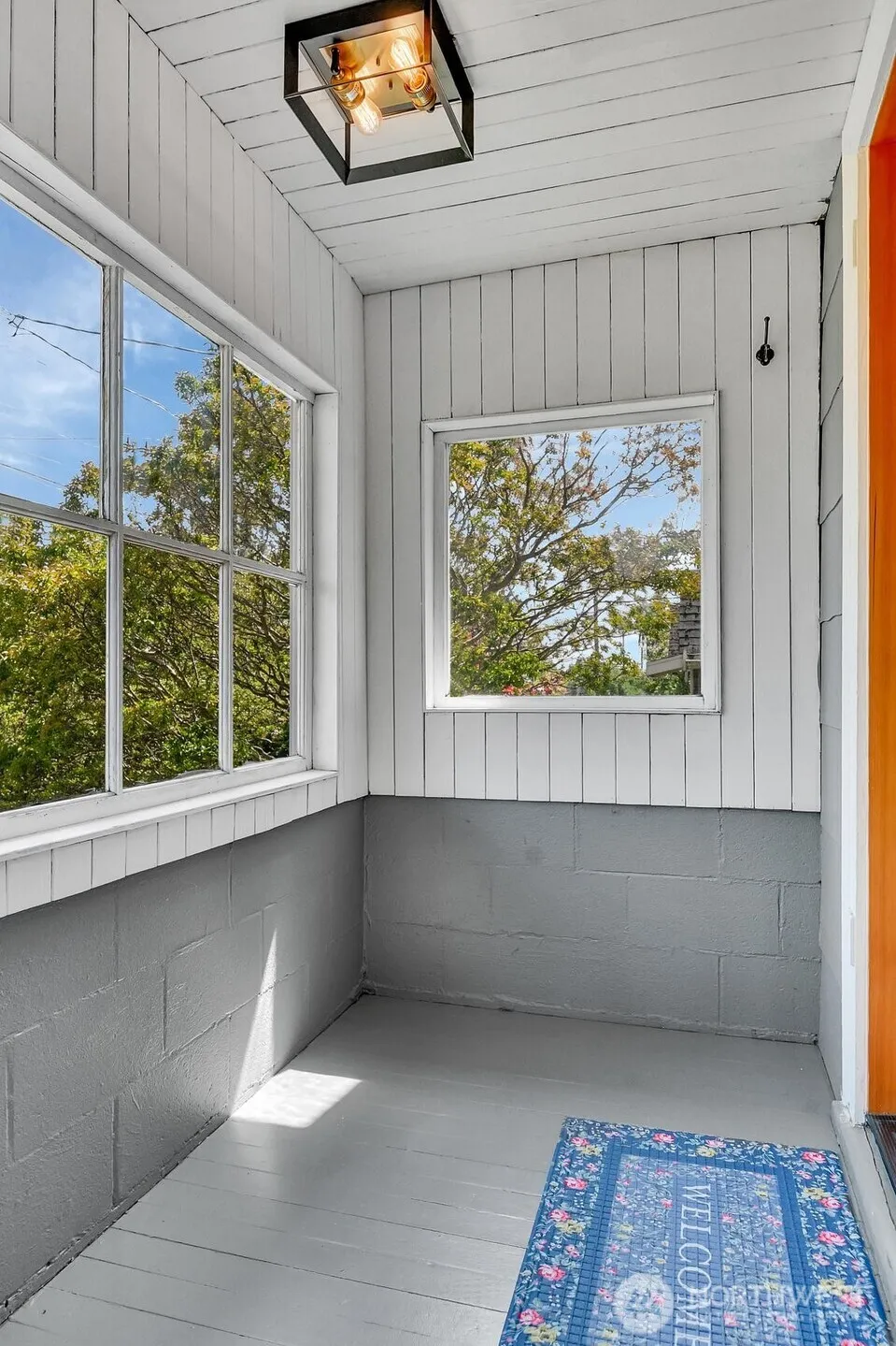 Property photo for 8015 18th Avenue Nw, Seattle photo 2