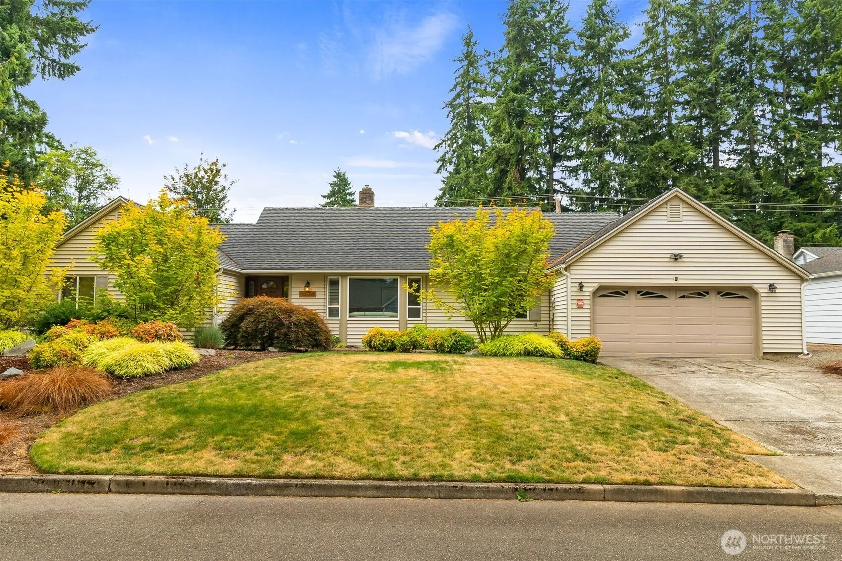 Property photo for 3117 32nd Court Se, Olympia