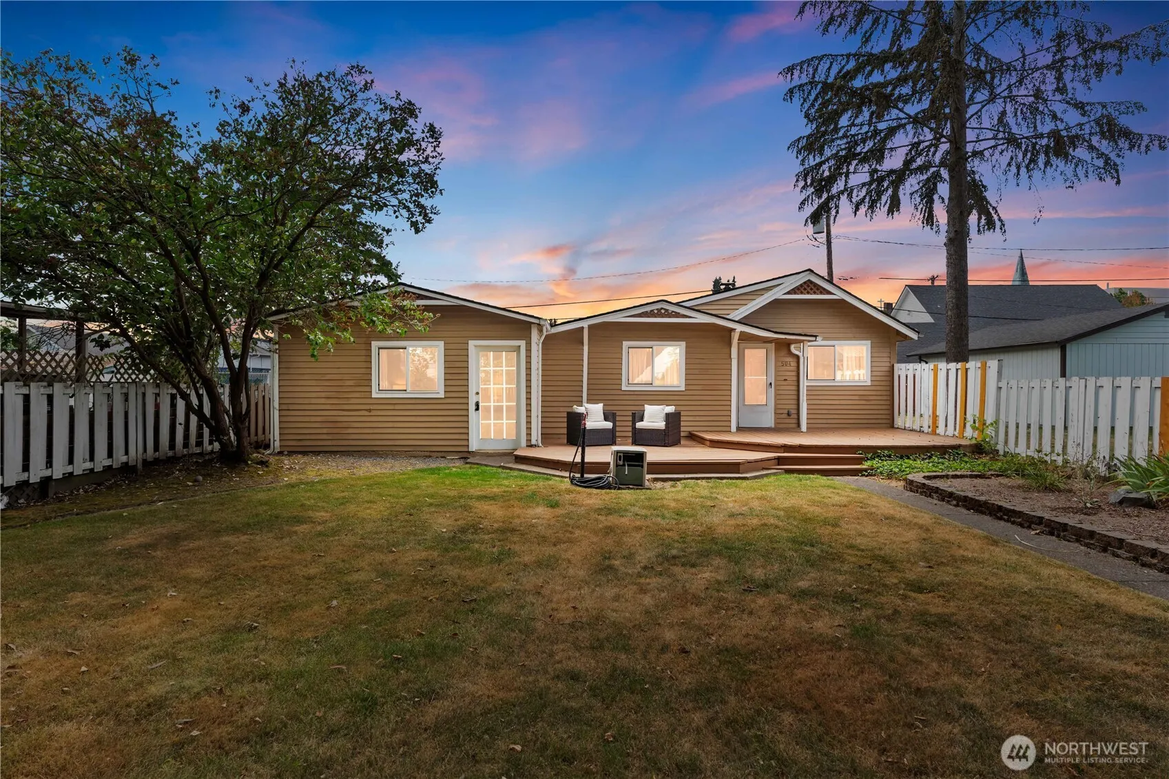 Property photo for 504 3rd Street Se, Puyallup photo 2