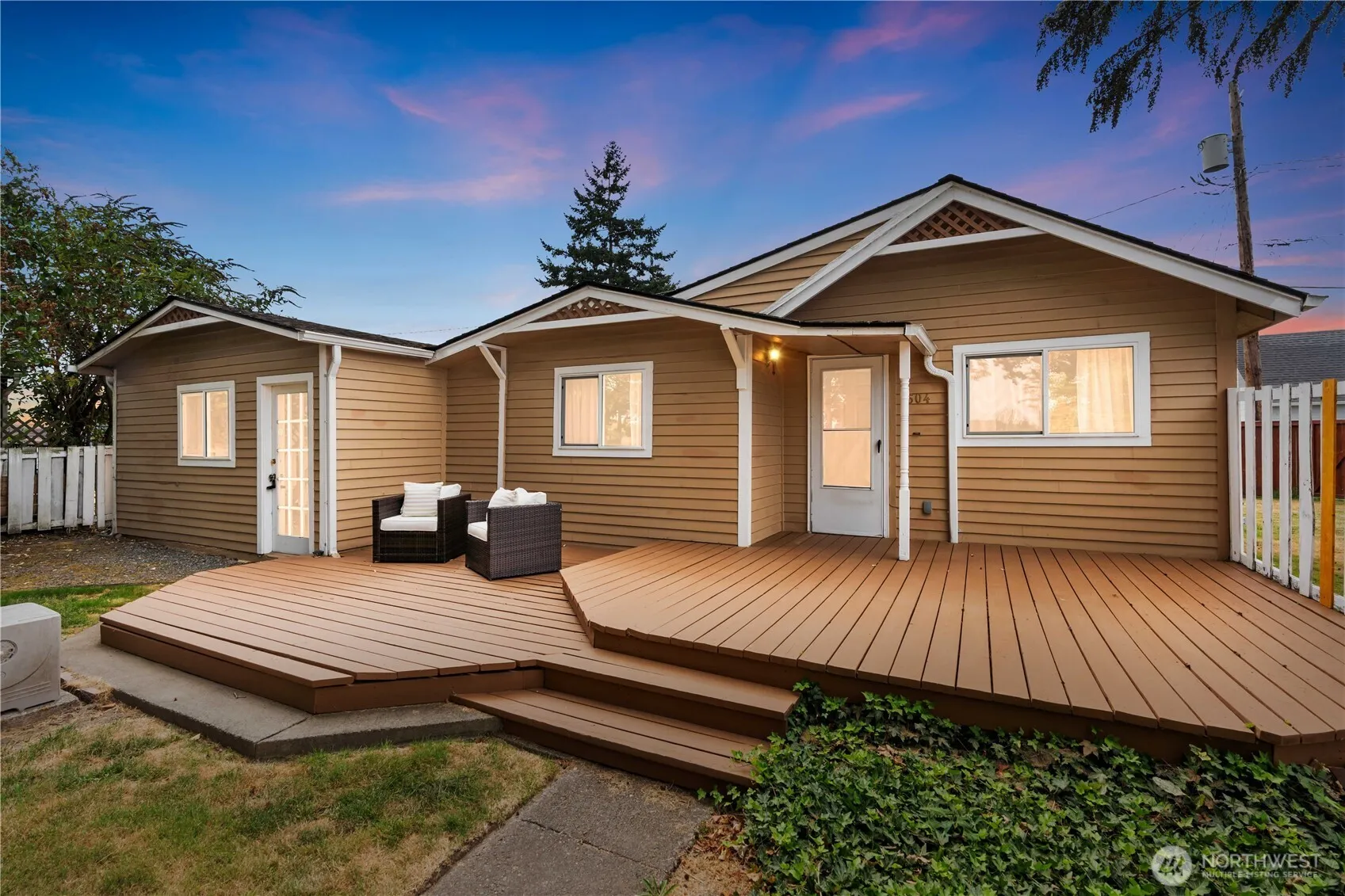 Property photo for 504 3rd Street Se, Puyallup photo 3
