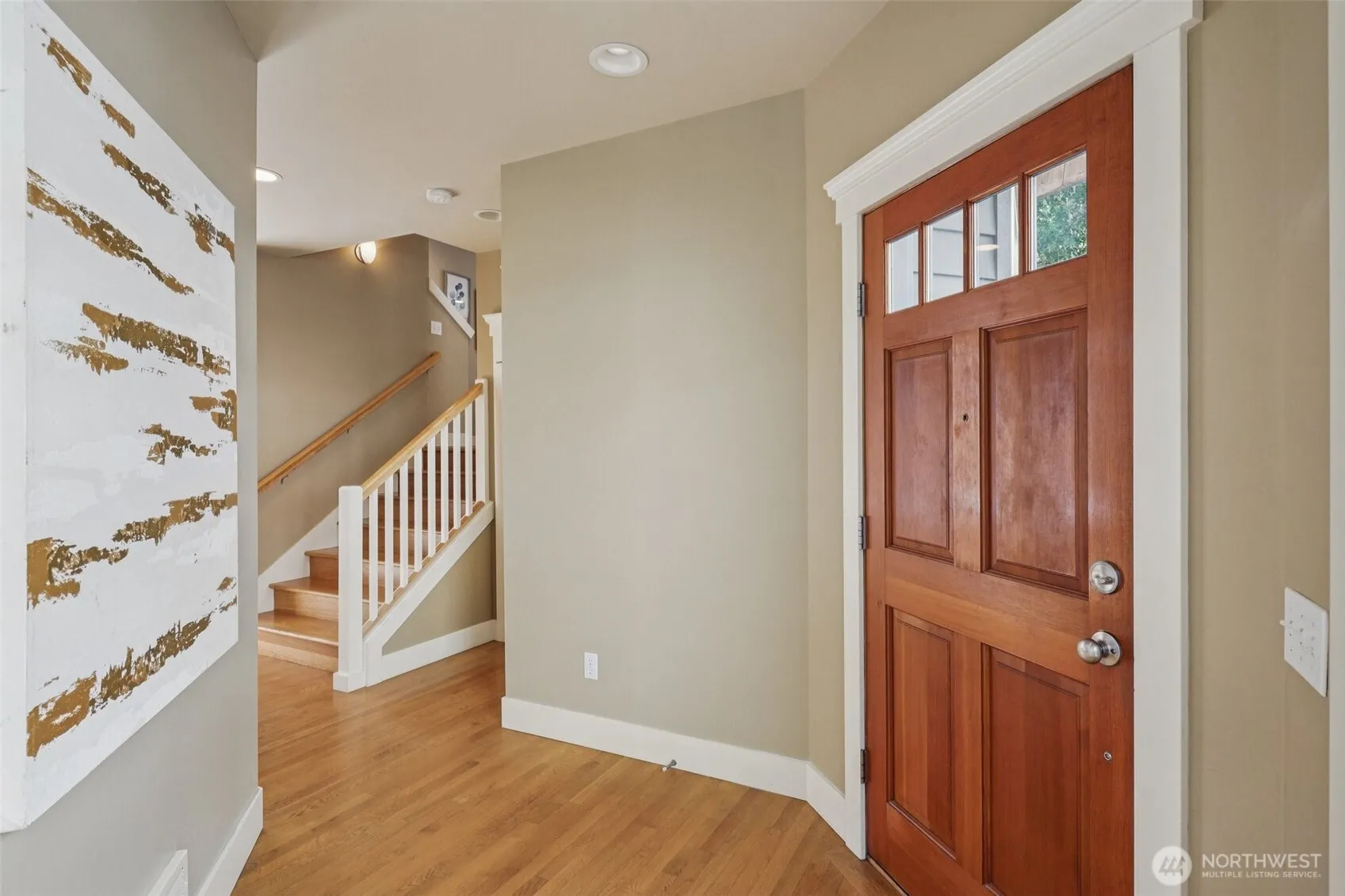 Property photo for 9020 Burke Avenue N, Seattle photo 3
