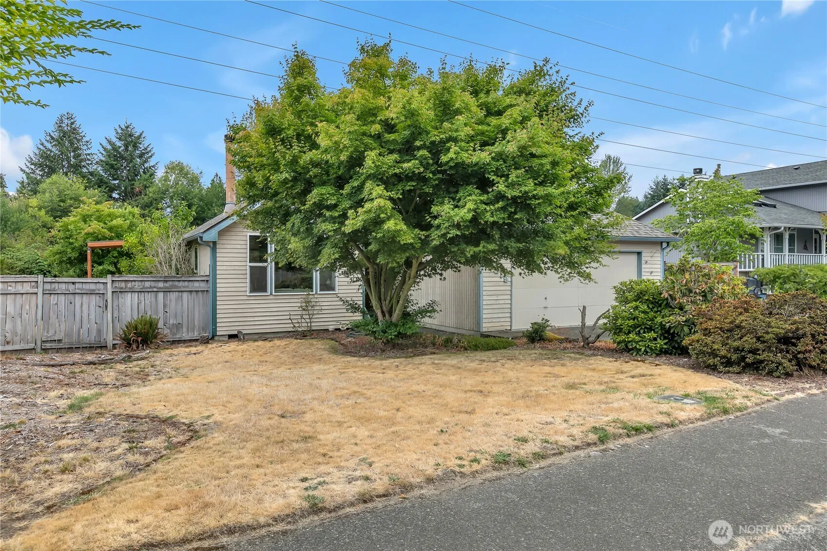 Property photo for 20219 137th Avenue Se, Kent photo 2