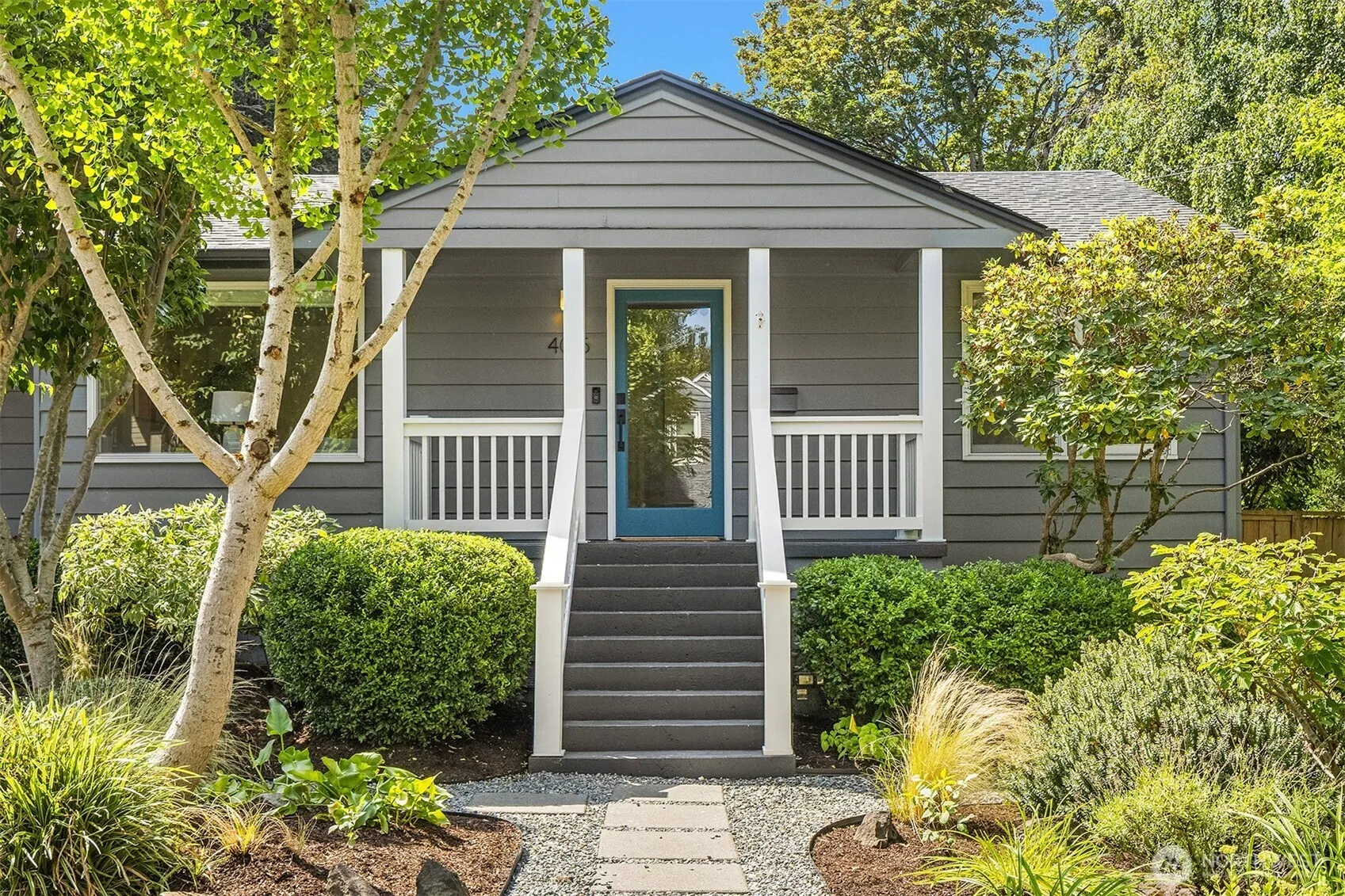 Property photo for 4015 Ne 60th Street, Seattle photo 2
