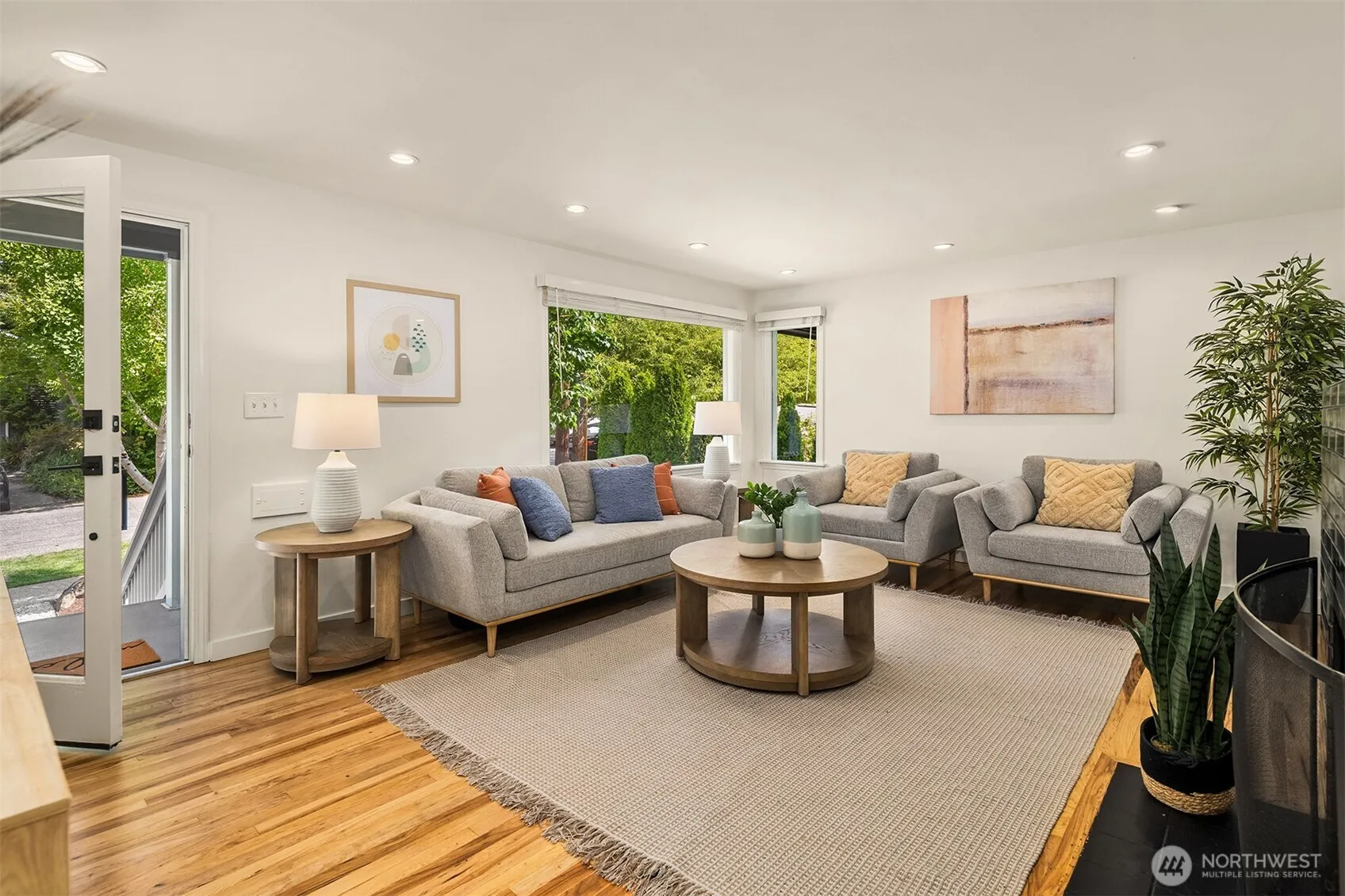Property photo for 4015 Ne 60th Street, Seattle photo 5