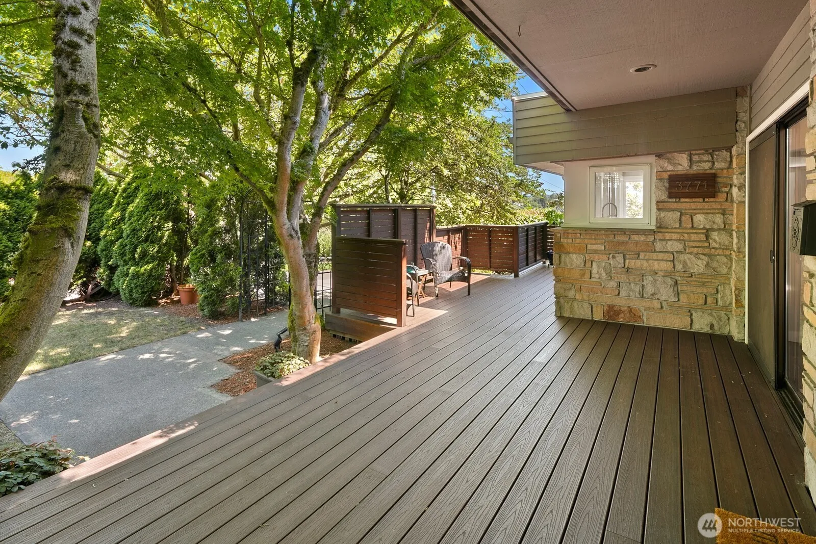 Property photo for 3771 W Commodore Way, Seattle photo 4