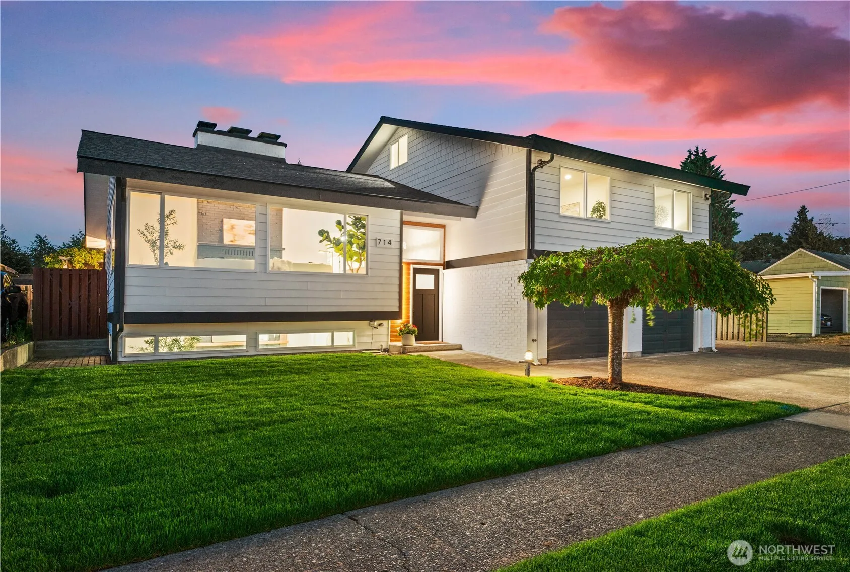 Property photo for 714 High Avenue S, Renton