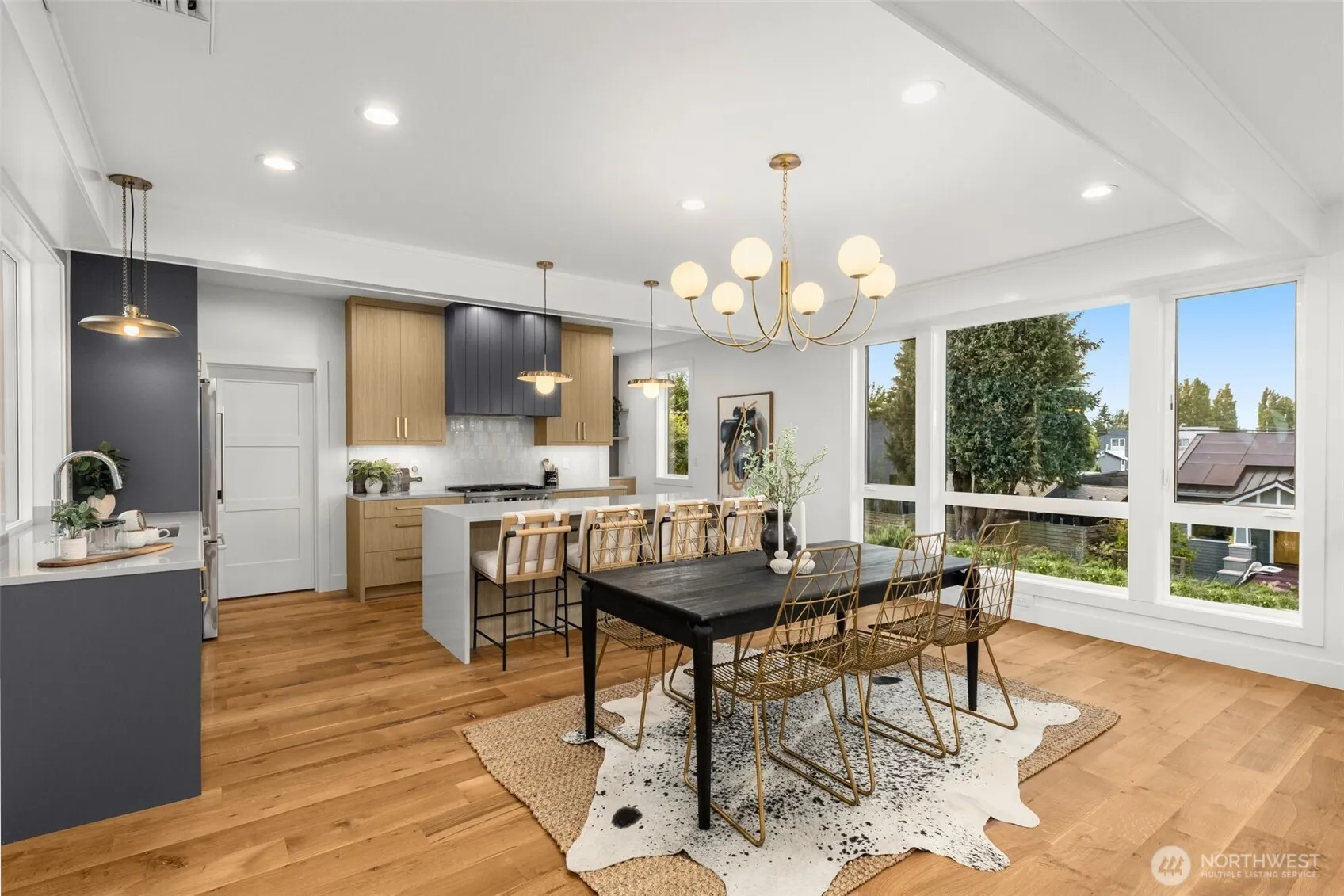 Property photo for 315 Nw 86th Street, Seattle photo 4