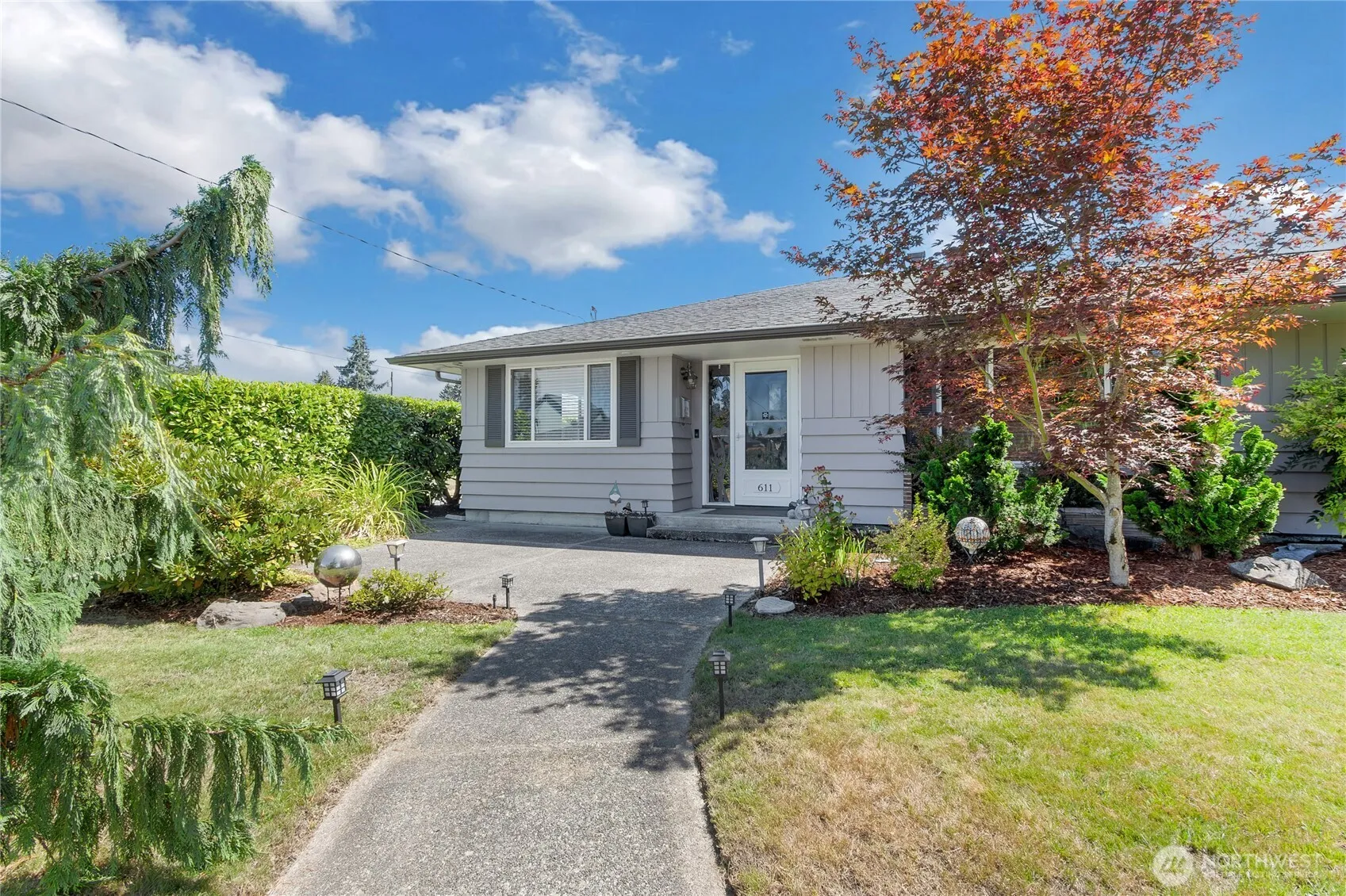 Property photo for 611 13th St Sw, Puyallup