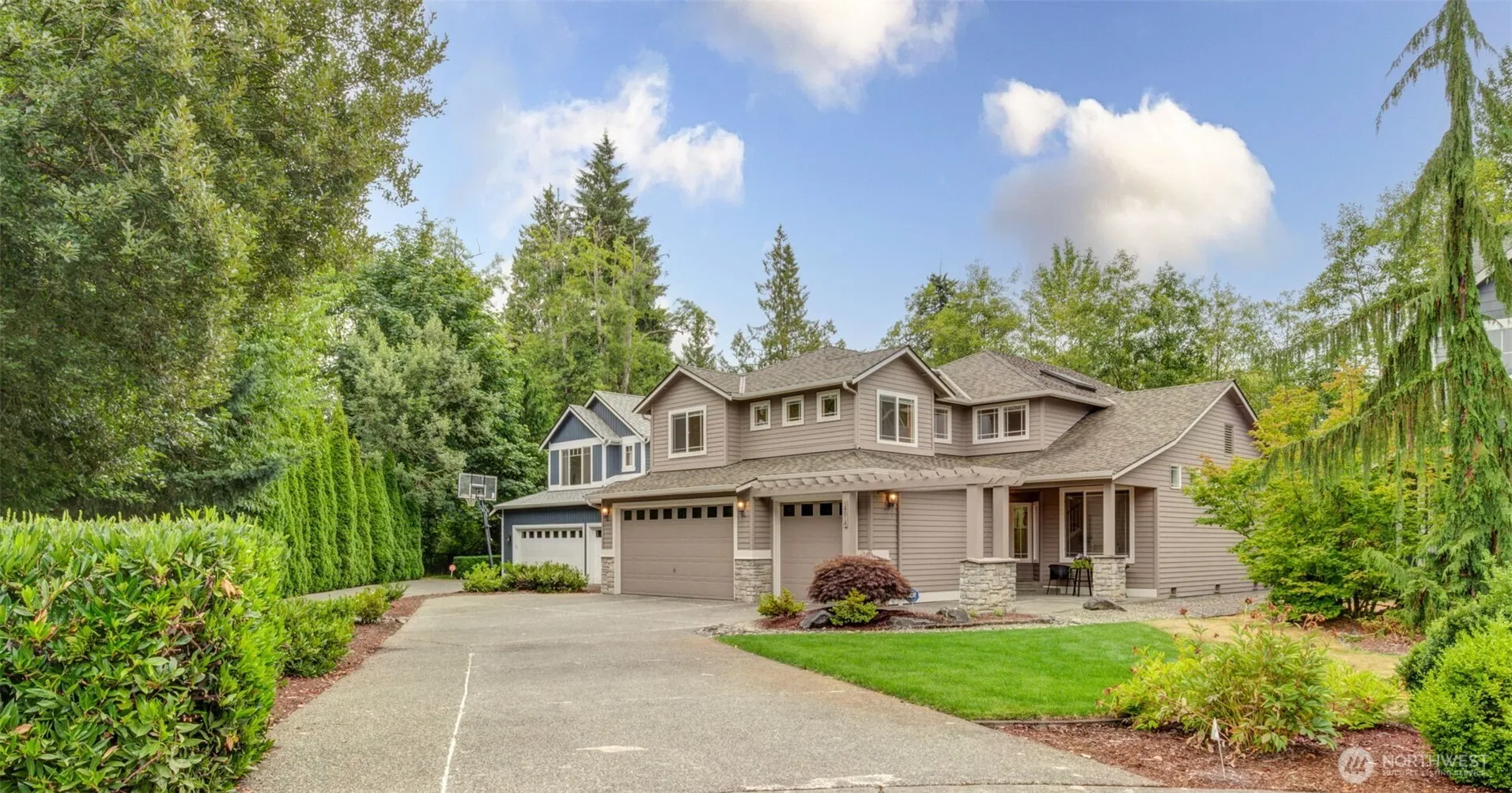 Property photo for 14514 20th Avenue W, Lynnwood