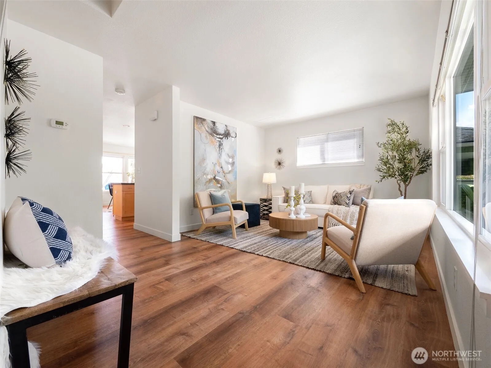 Property photo for 6736 29th Avenue S, Seattle photo 5