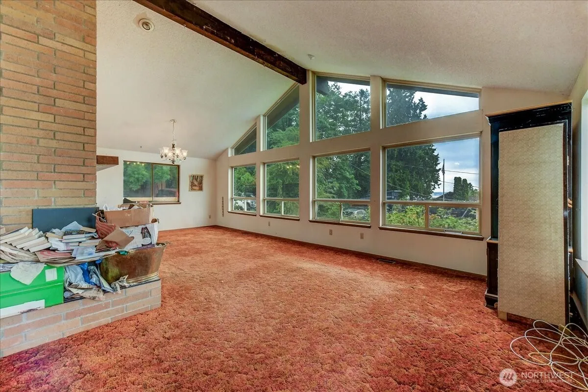 Property photo for 4103 21st Avenue Sw, Seattle photo 3