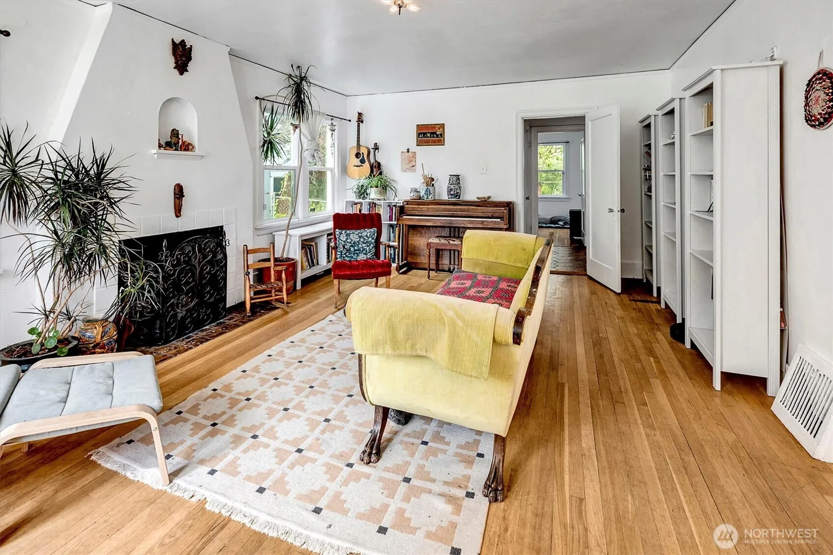 Property photo for 2540 S Graham Street, Seattle photo 5
