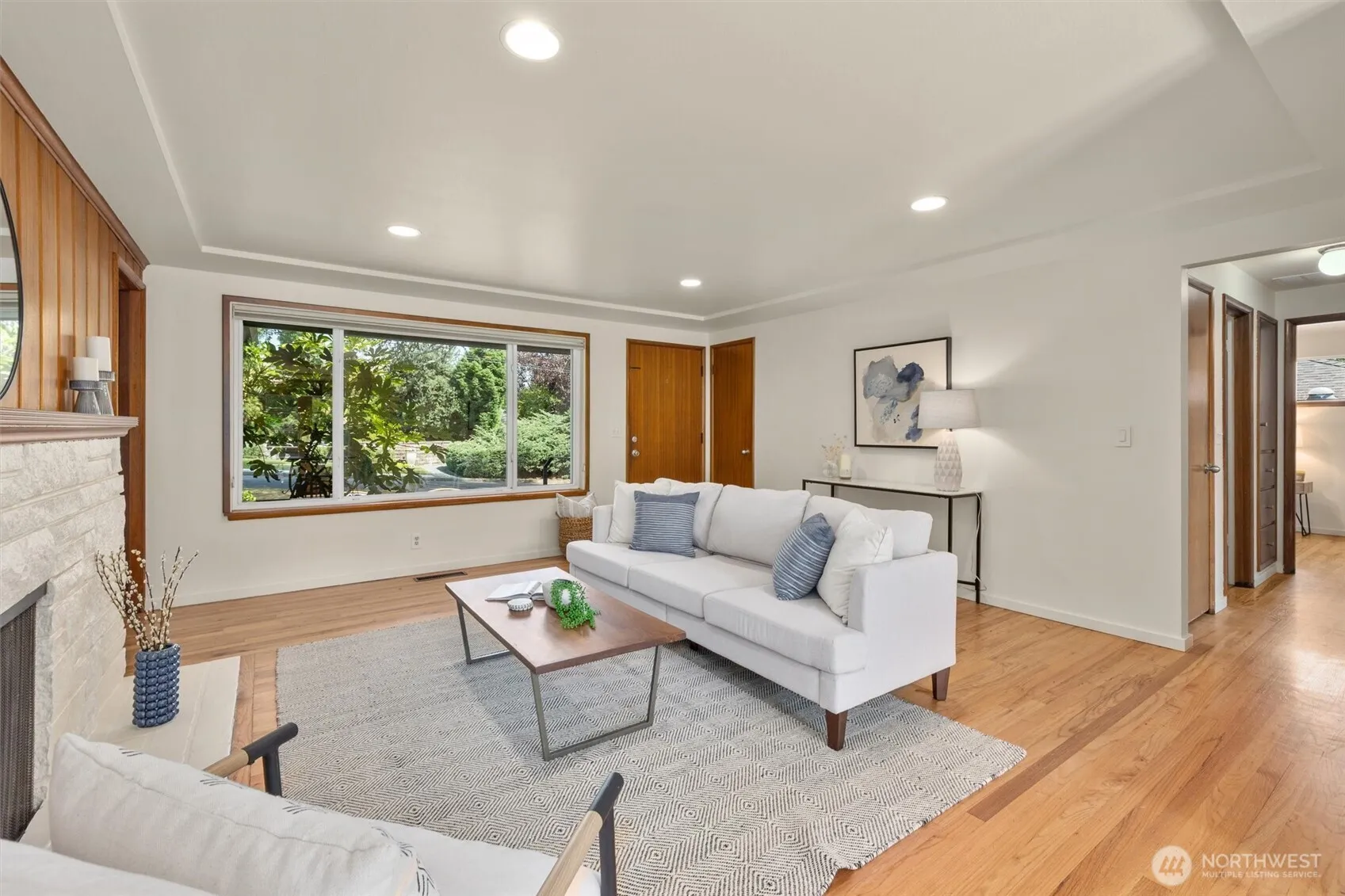 Property photo for 2531 Ne 105th Place, Seattle photo 4