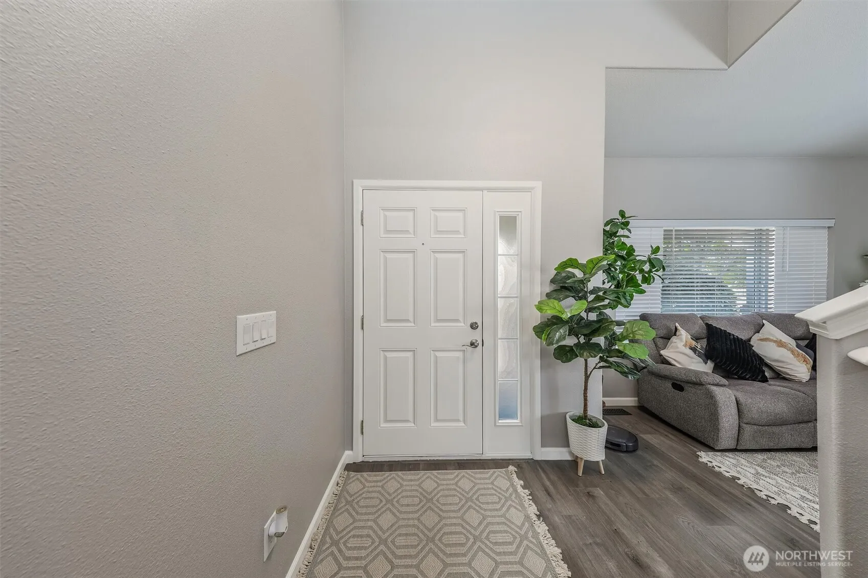 Property photo for 18824 Silver Creek Avenue E, Puyallup photo 2