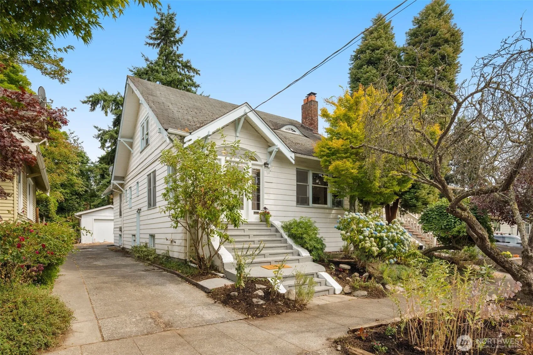 Property photo for 7336 17th Avenue Nw, Seattle photo 2