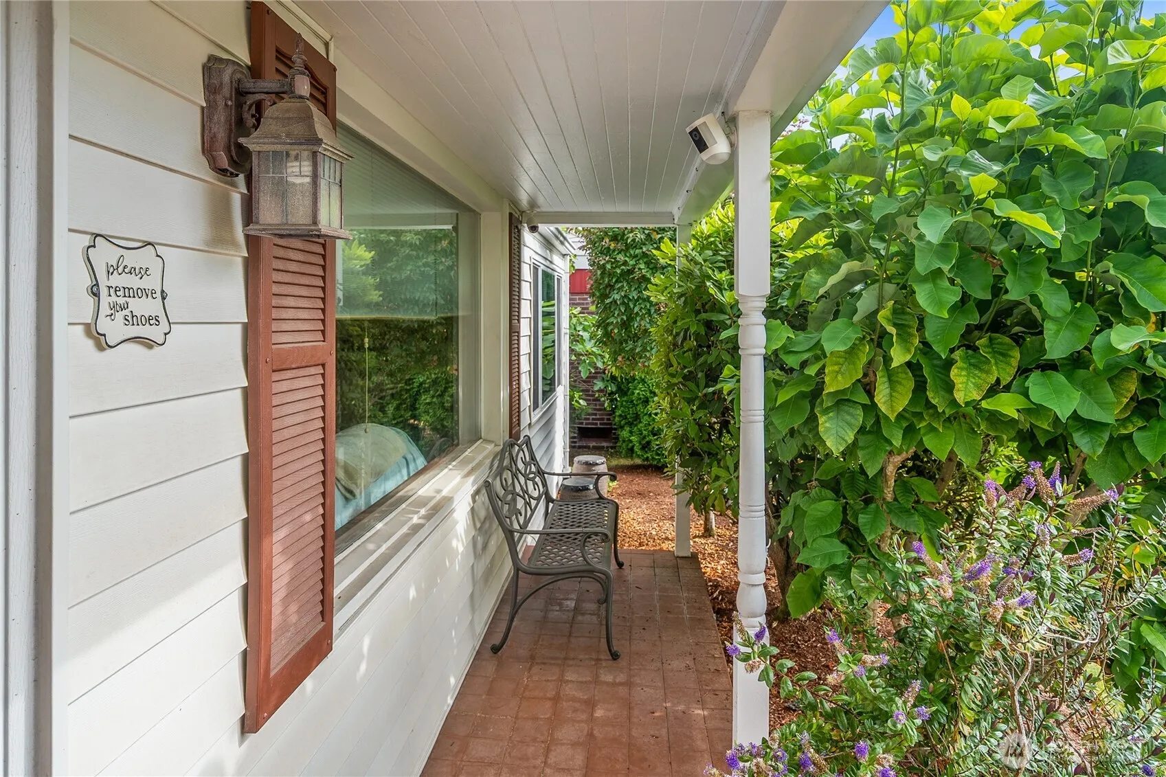 Property photo for 2658 35th Avenue W, Seattle photo 3