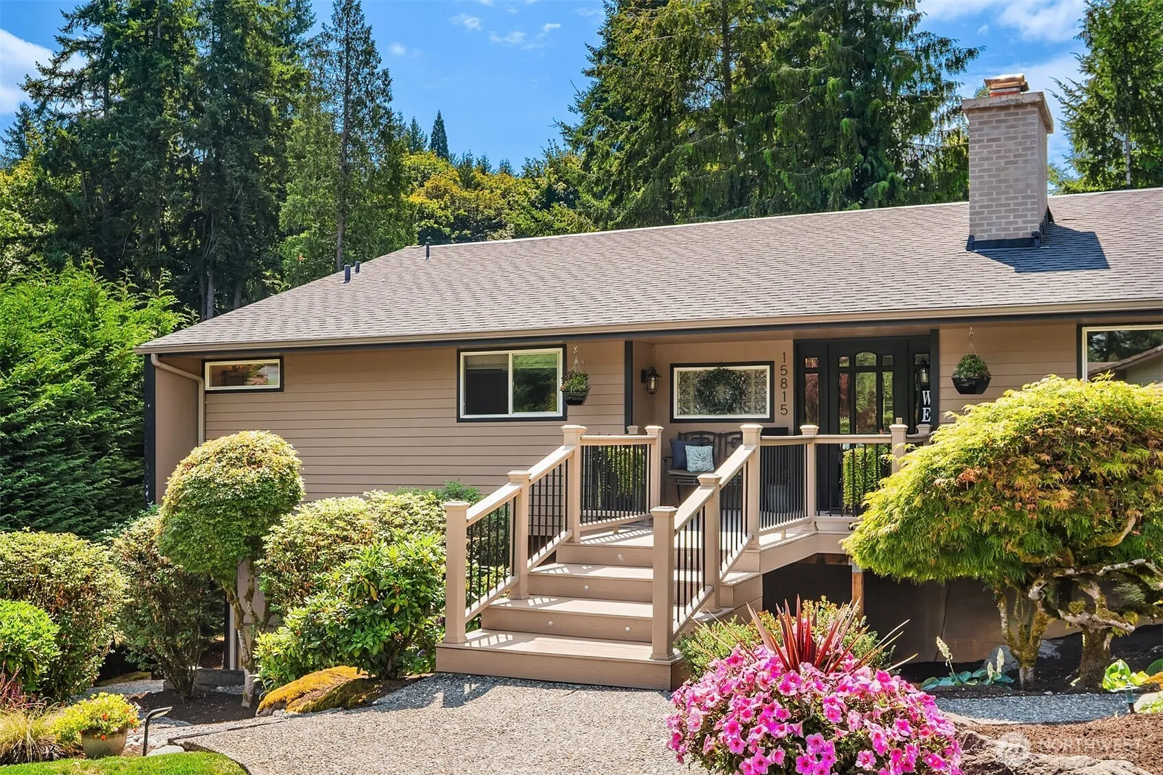 Property photo for 15815 Se 43rd Place, Bellevue photo 3